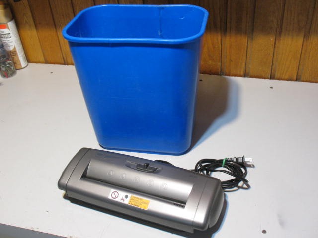 GBC 6 Sheet Paper Shredder - photo 3