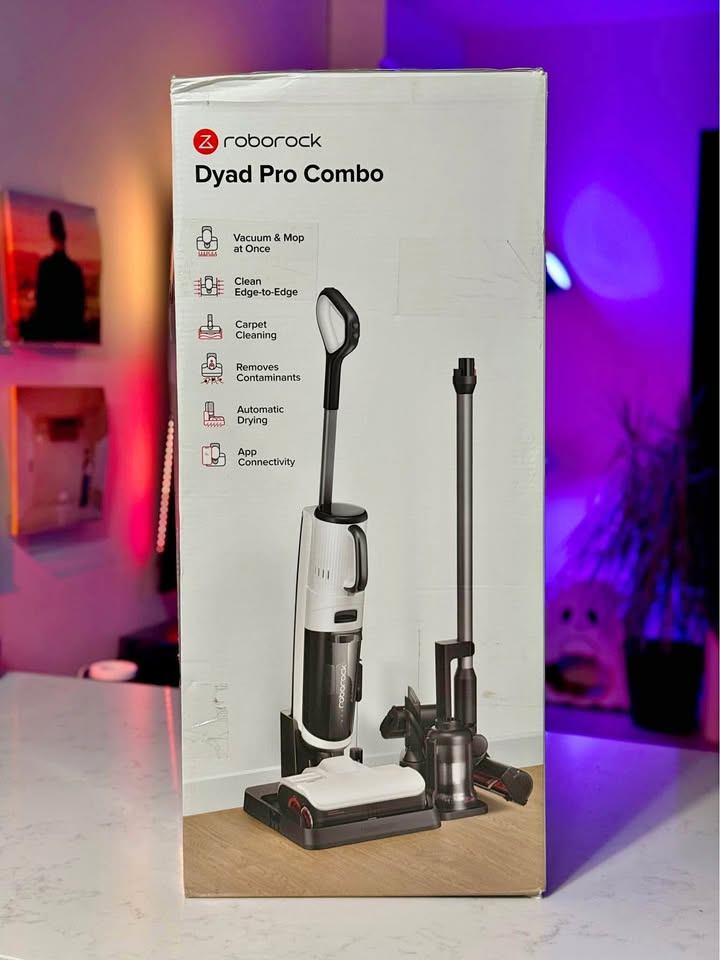Roborock Dyad Pro Combo Wet Dry Vacuum. Open box!