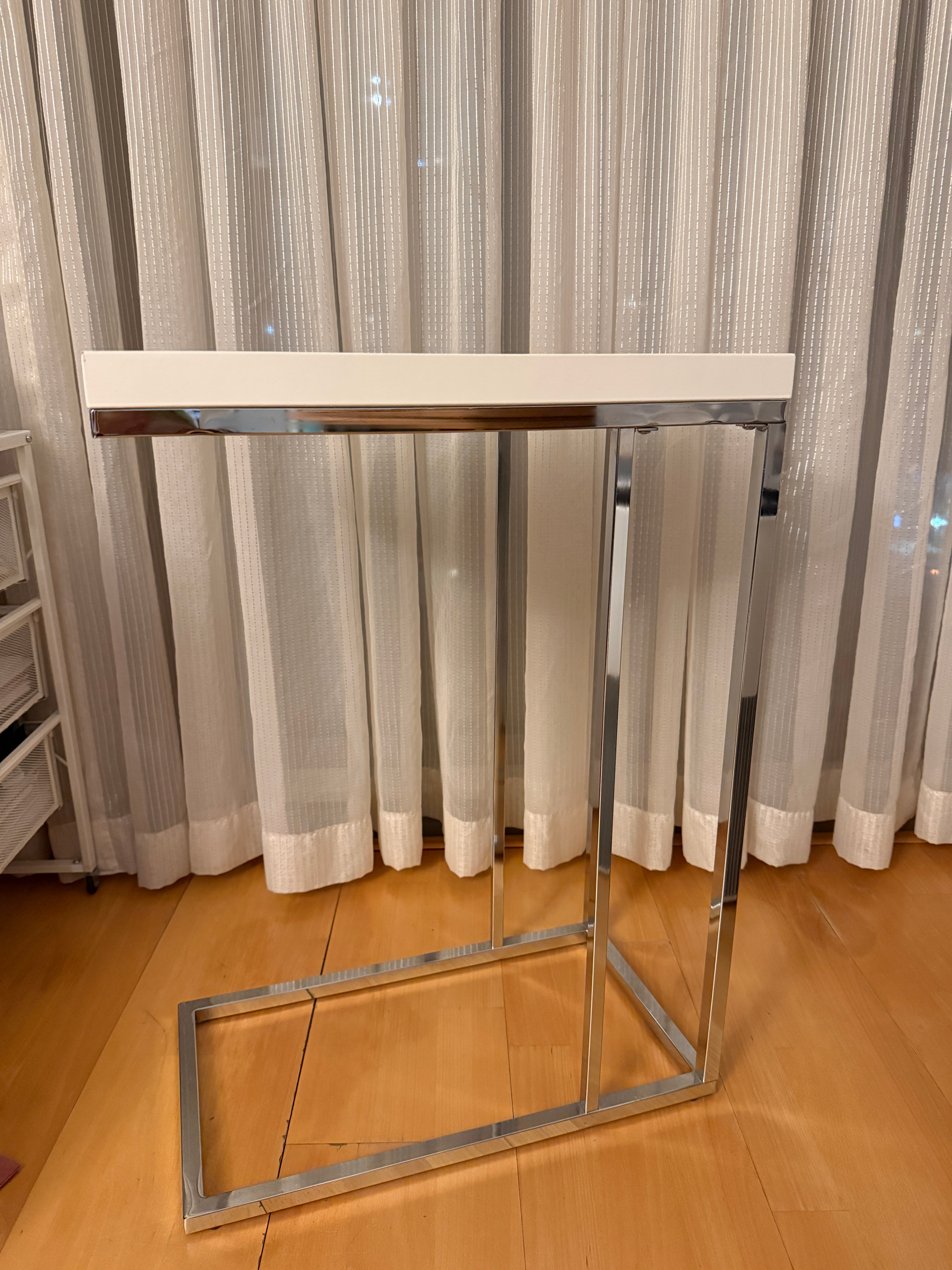 Side Table - photo 3