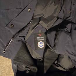 Canada goose winter jacket (Maitland Parka) 10/10 - photo 5
