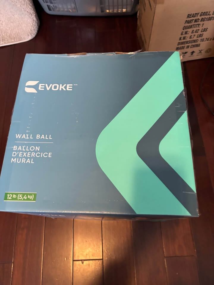 BRAND NEW EVOKE 12lb Wall Ball - photo 3