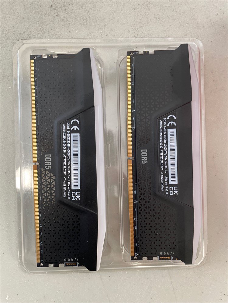 CORSAIR Vengeance RGB DDR5 RAM 64GB (2x32GB) 6000MHz CL30 - photo 3