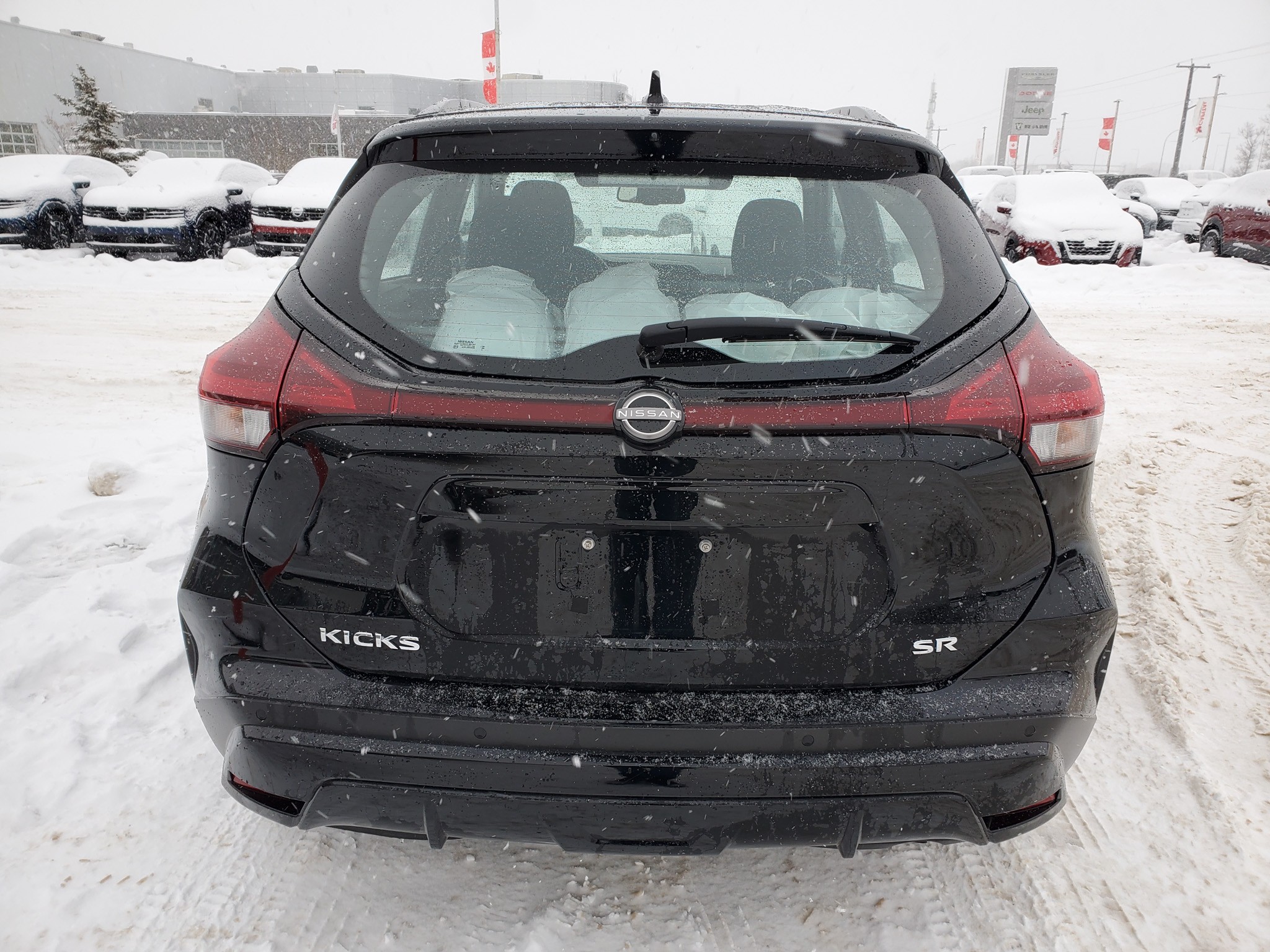 2024 Nissan Kicks SR - photo 4