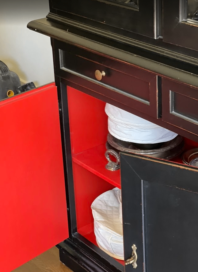 Crate & Barrel Verona Hutch & Buffet – Italian Solid Wood - photo 4