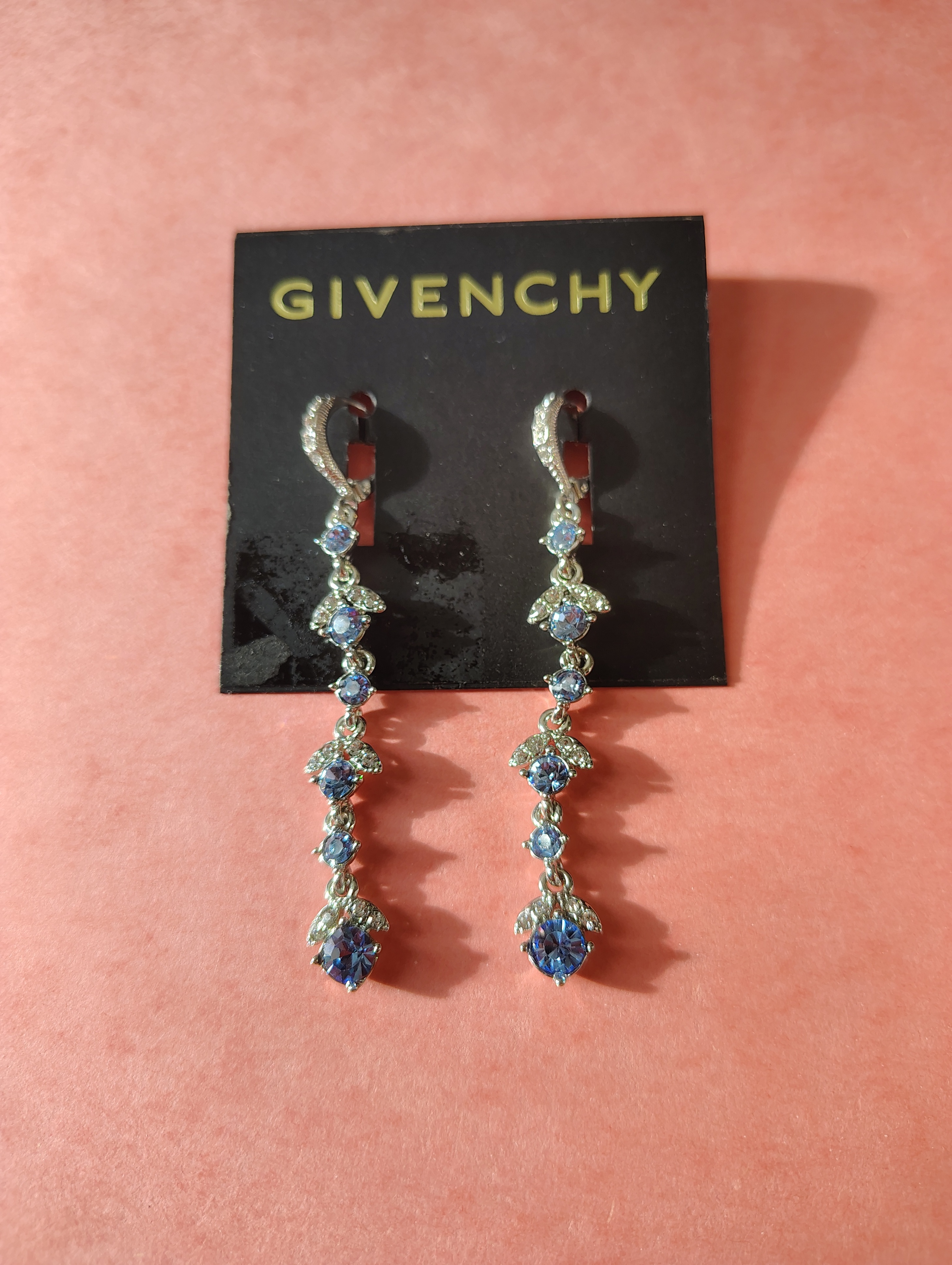 NEW EARINGS- Givenchy (Macy's US price tag, Sale) - photo 4