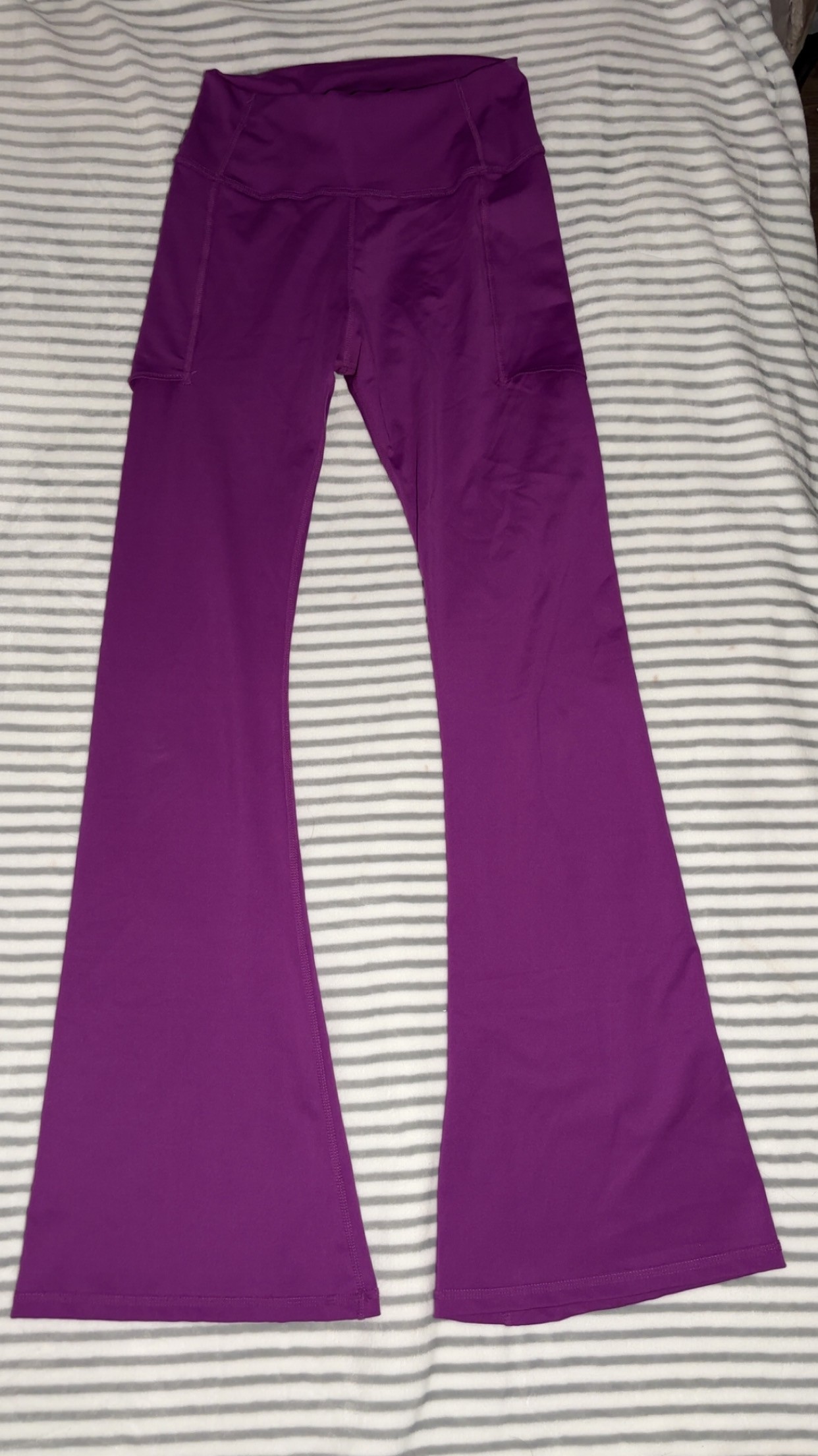 Purple flared leggings for women