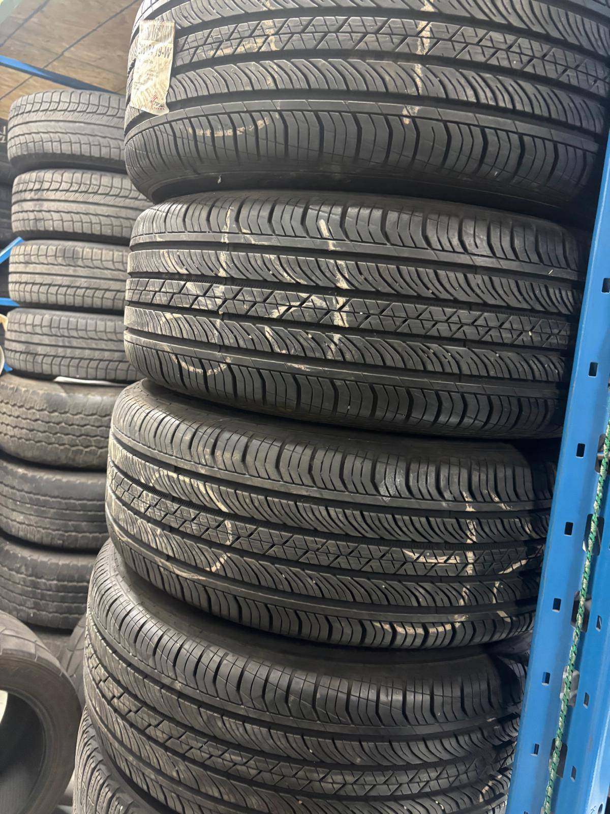 4 used 215/60/R16 Continental A/S–Camry/Accord/Altima/Juke/ES/So - photo 3