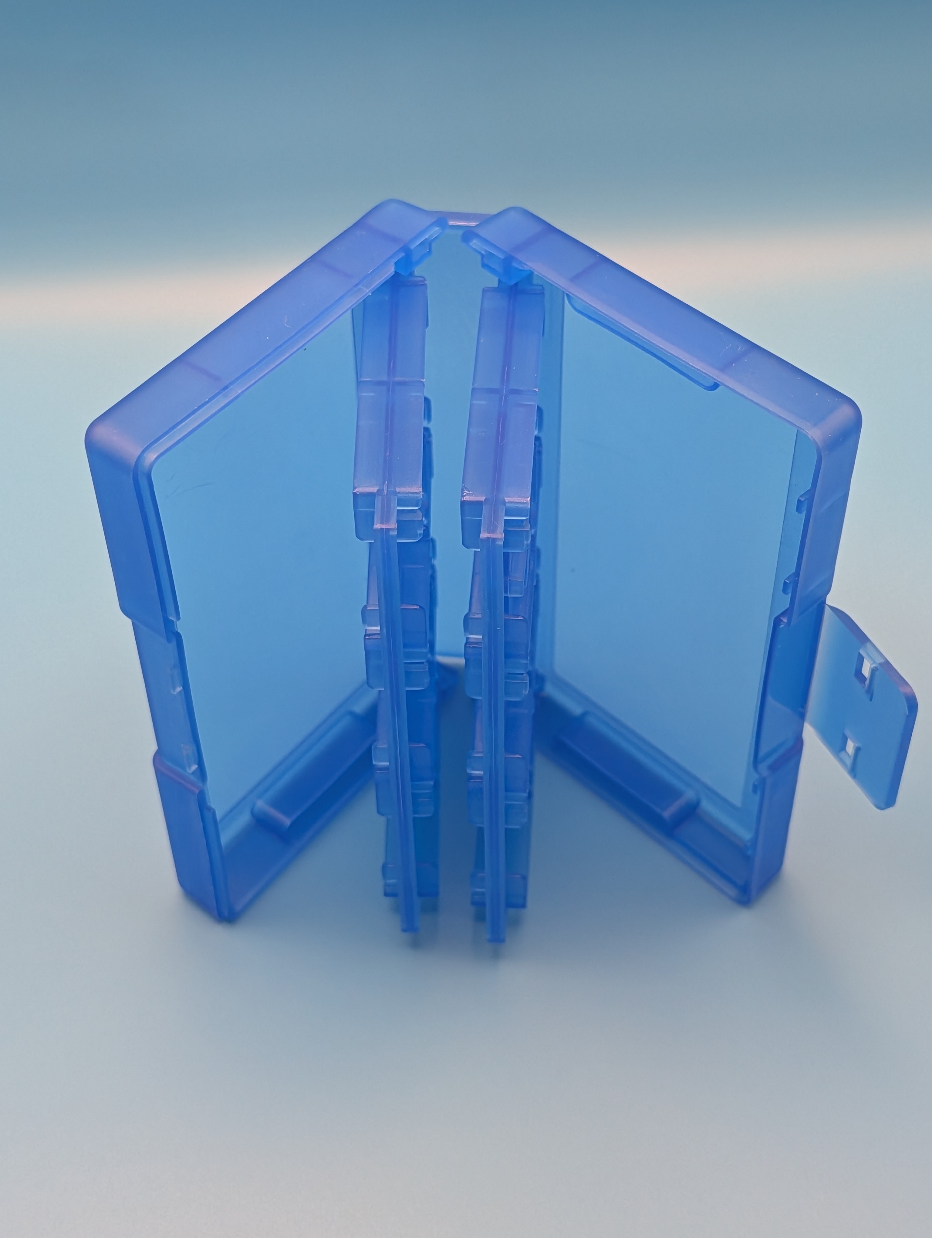 Blue Nintendo Switch Game Cartridge Case - photo 3