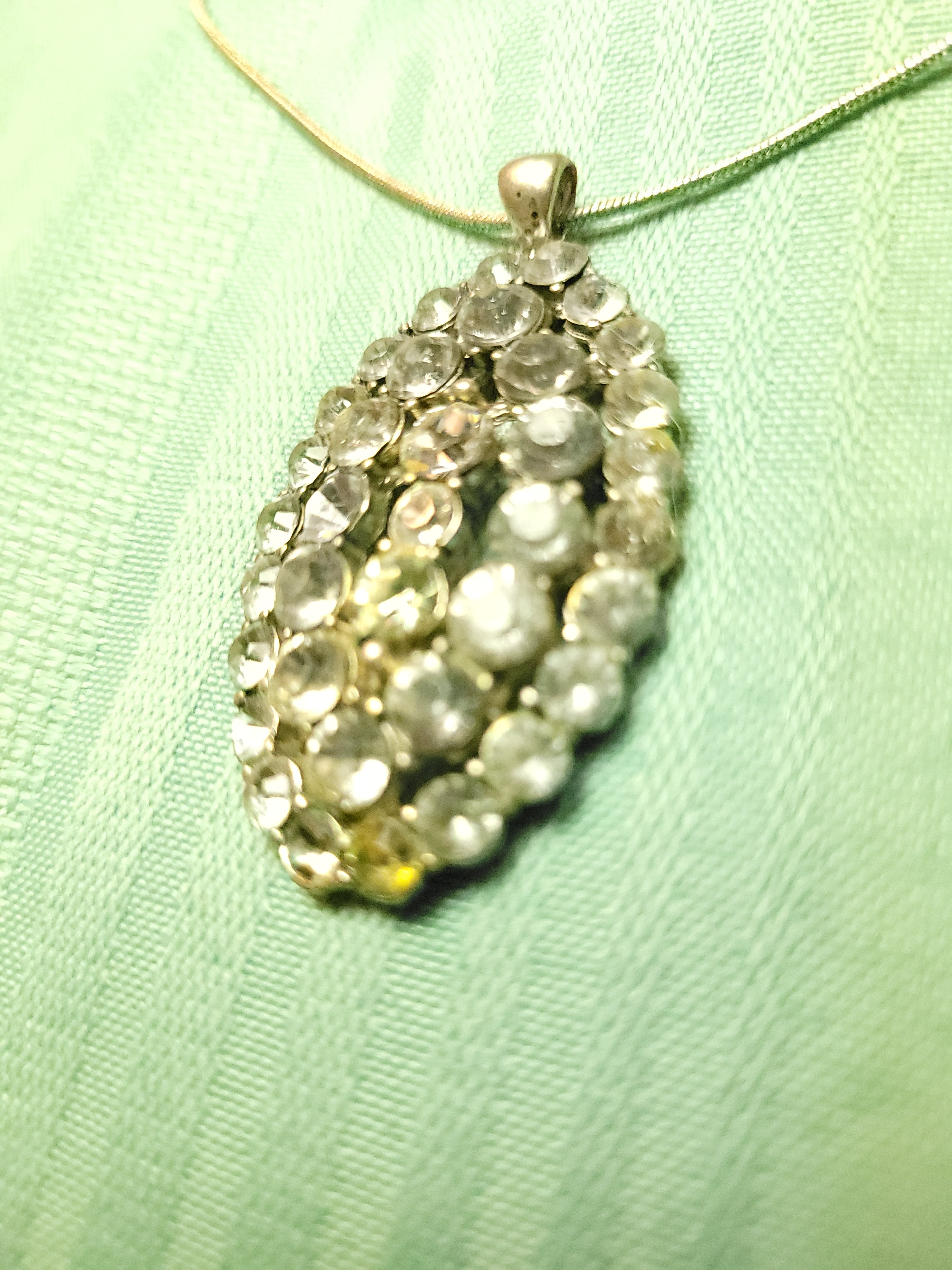 1990 Style Silver Tone Snake Chain Necklace 30" 2 Stones Missing - photo 3