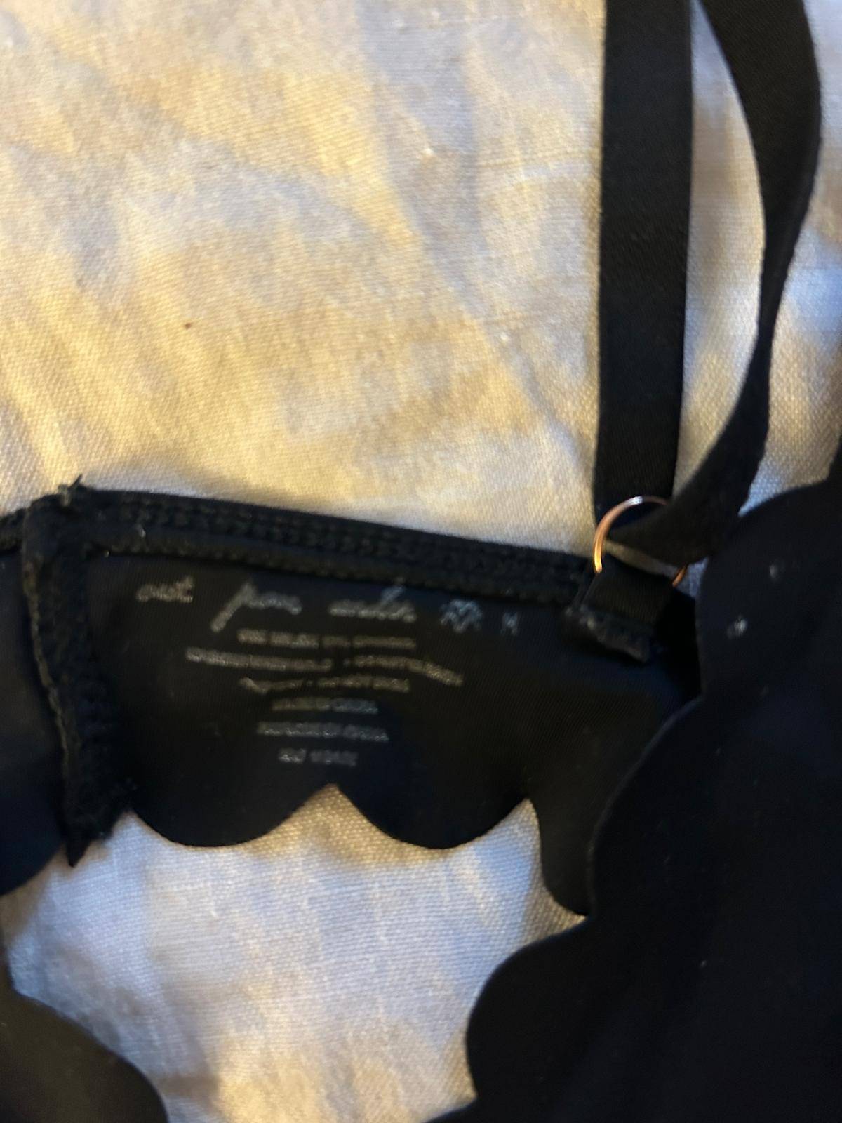 Urban Outfitters Scalloped Bralette (Size Medium) - photo 3