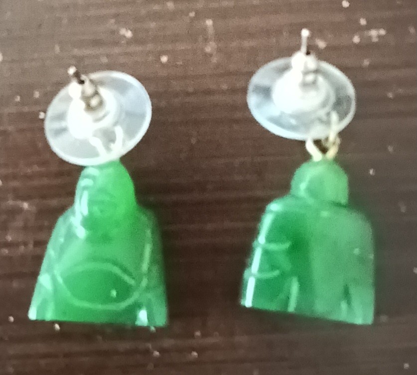 Pair of Green Jade Earrings - photo 2