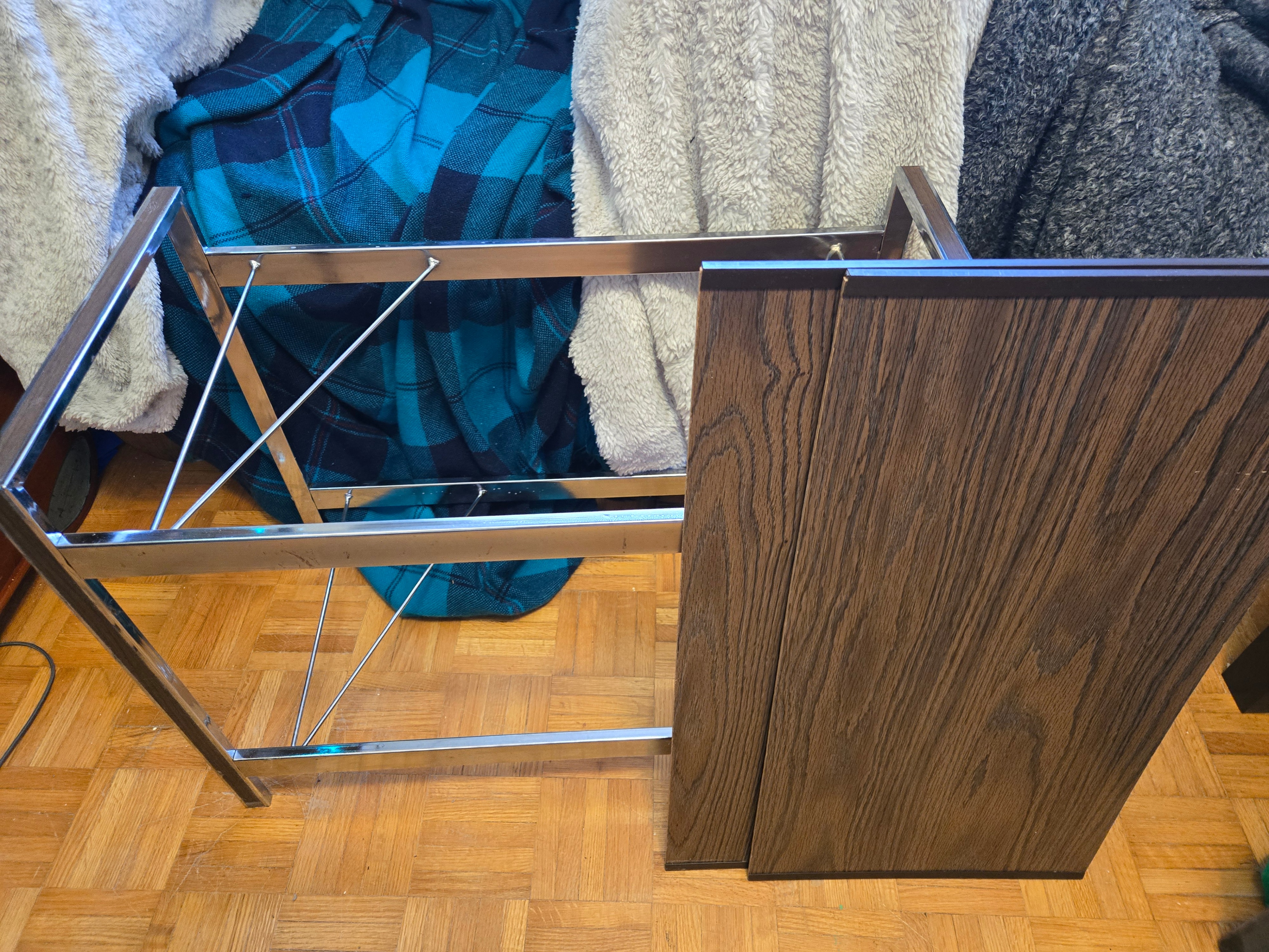 Shelf / table with 2 removable shelves - photo 4