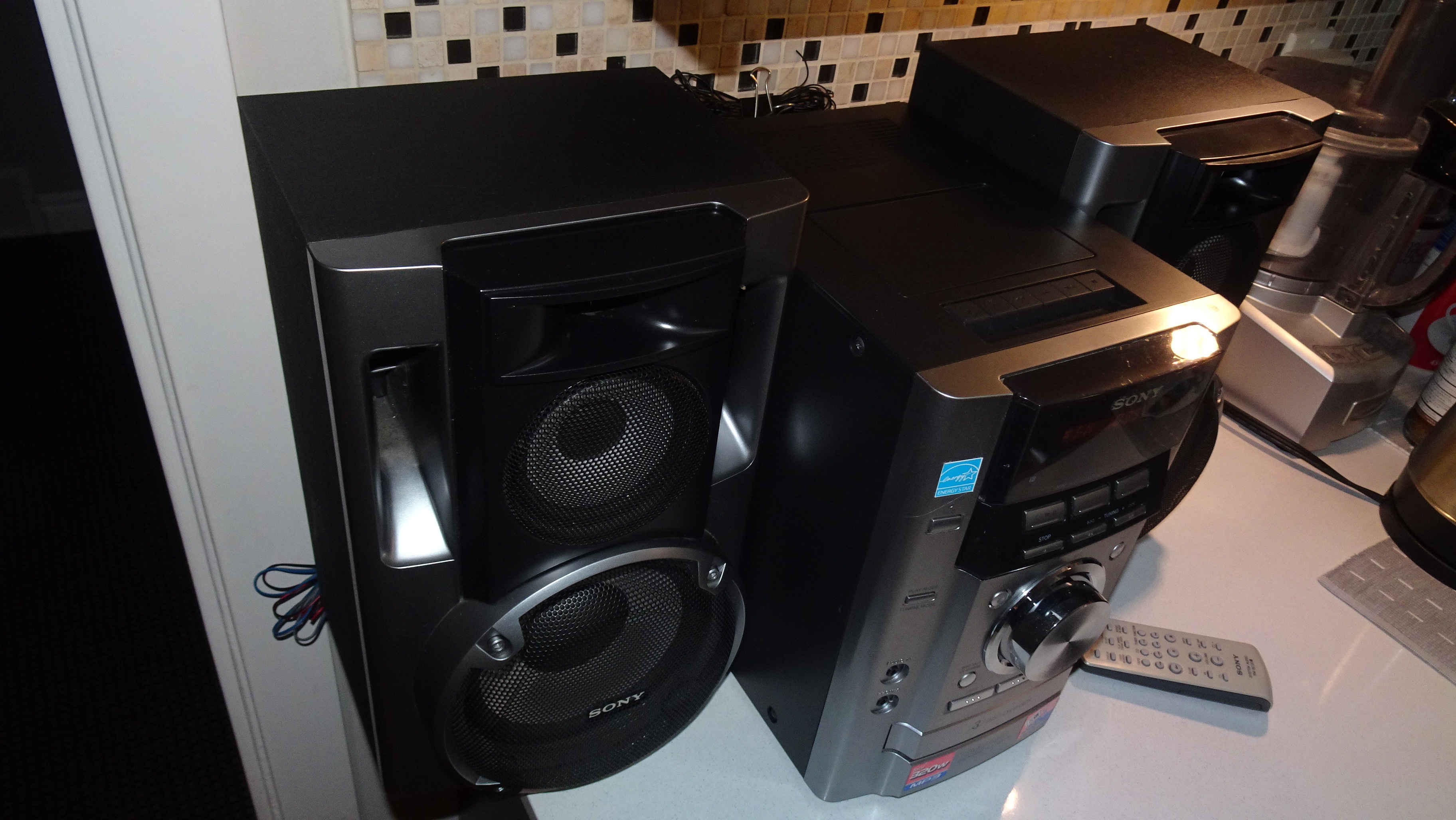 Sony Mini Hi Fi System - photo 3