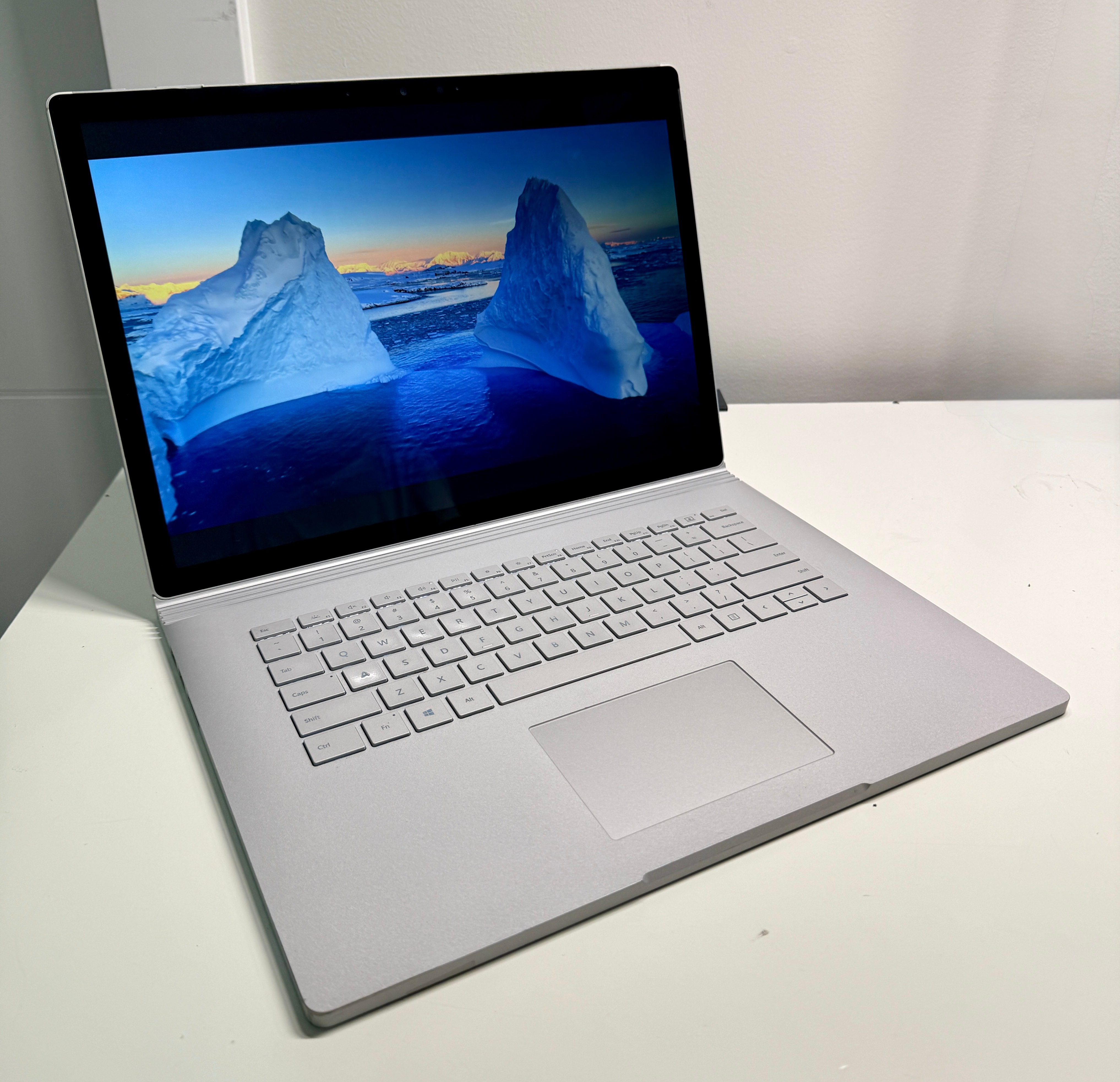 MS Surface Book 3 Laptop / i7-1065G7 / 1660Ti / 32GB  / 512GB - photo 4