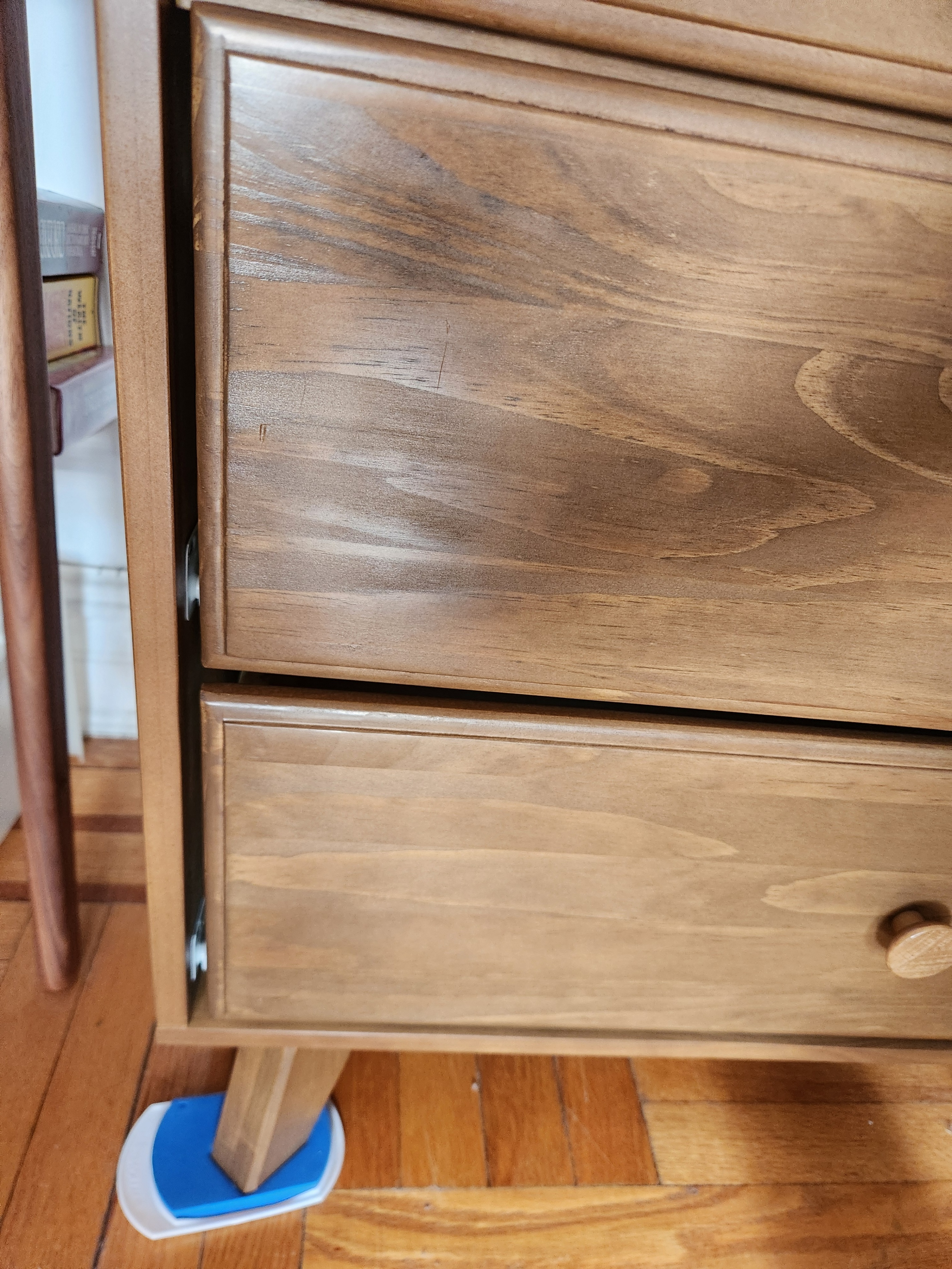 Plank & Beam Classic 5-Drawer Dresser, Mid-Century Modern style - photo 3