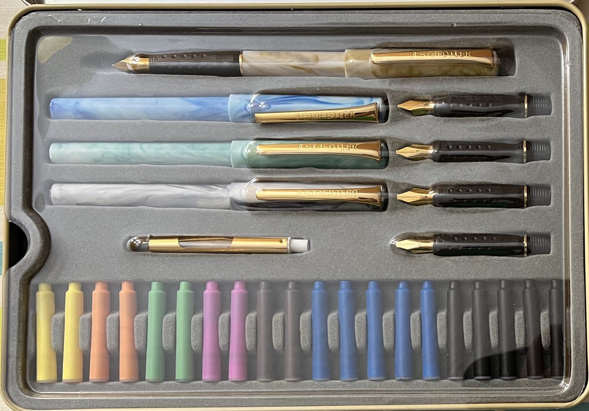 Staedtler Calligraphy Set - 33 Piece Set - photo 4