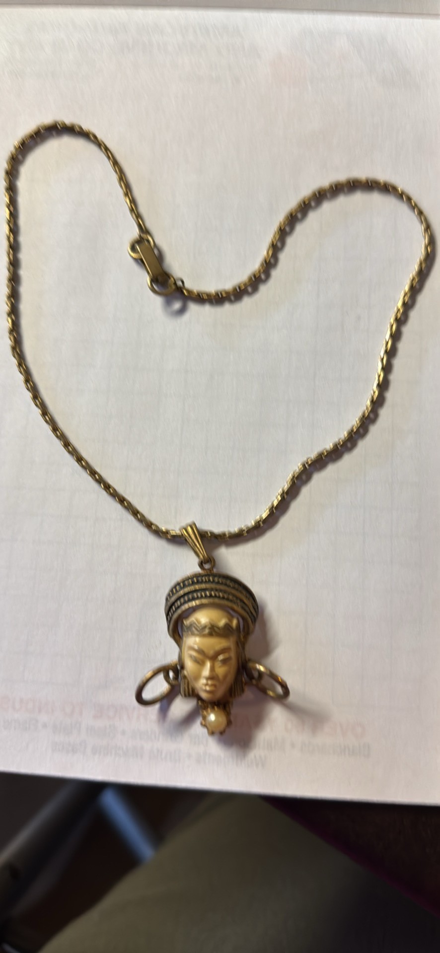 Vintage Selro Selina Asian Princess pendant necklace