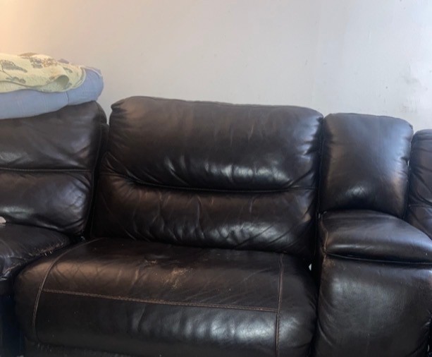 Sectional Couch 5-Piece MUST READ DESCRIPTION - photo 3