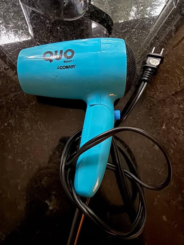 Hair dryer