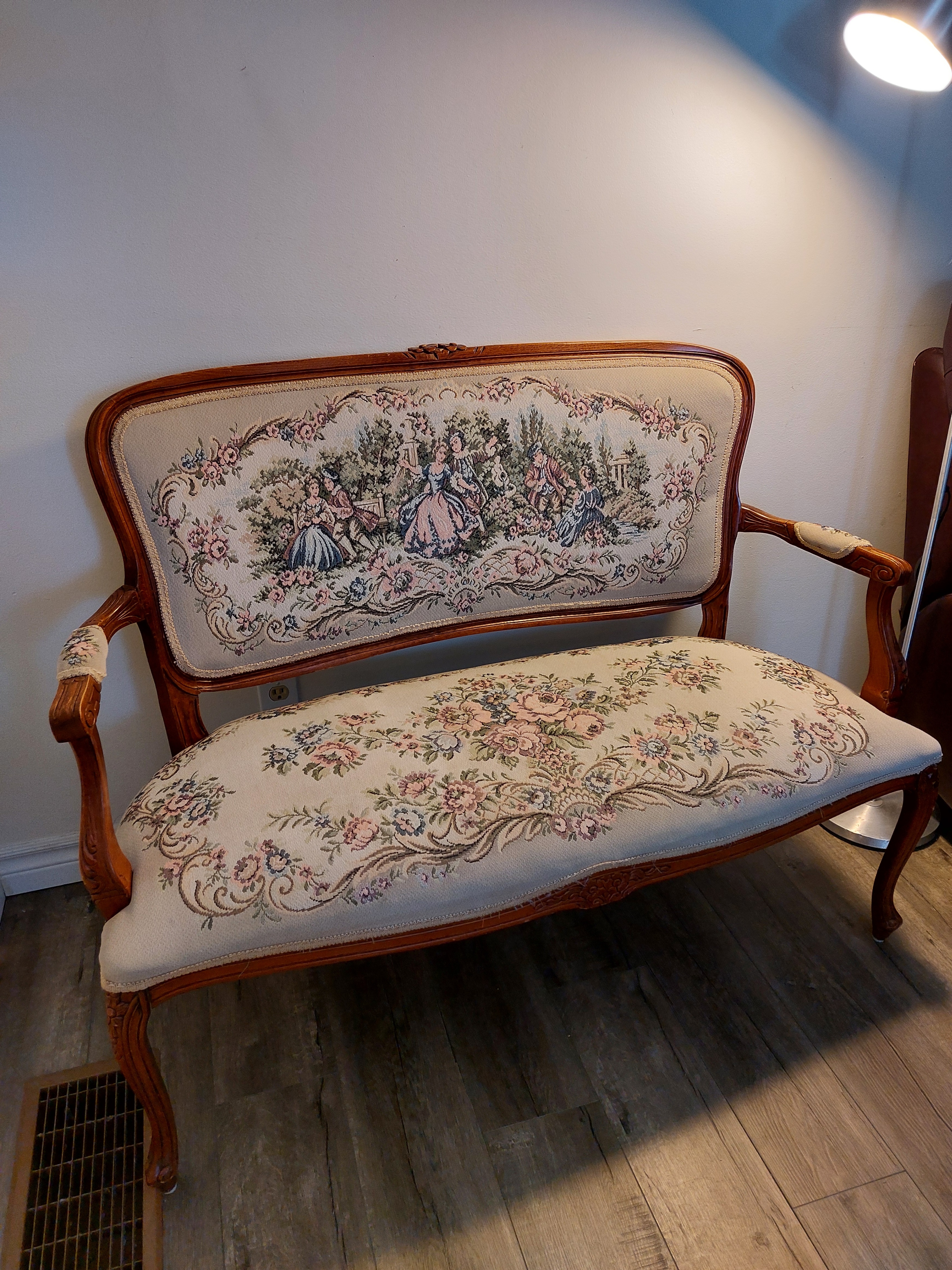 Vintage Louis XV style Upholstered Settee - photo 3