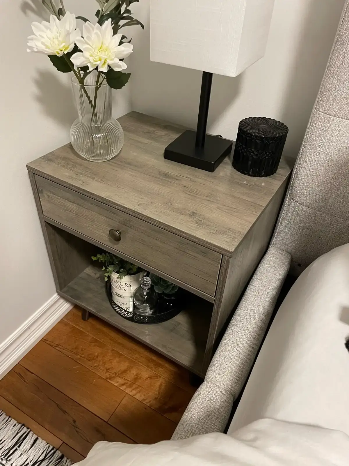 Nightstand - photo 2