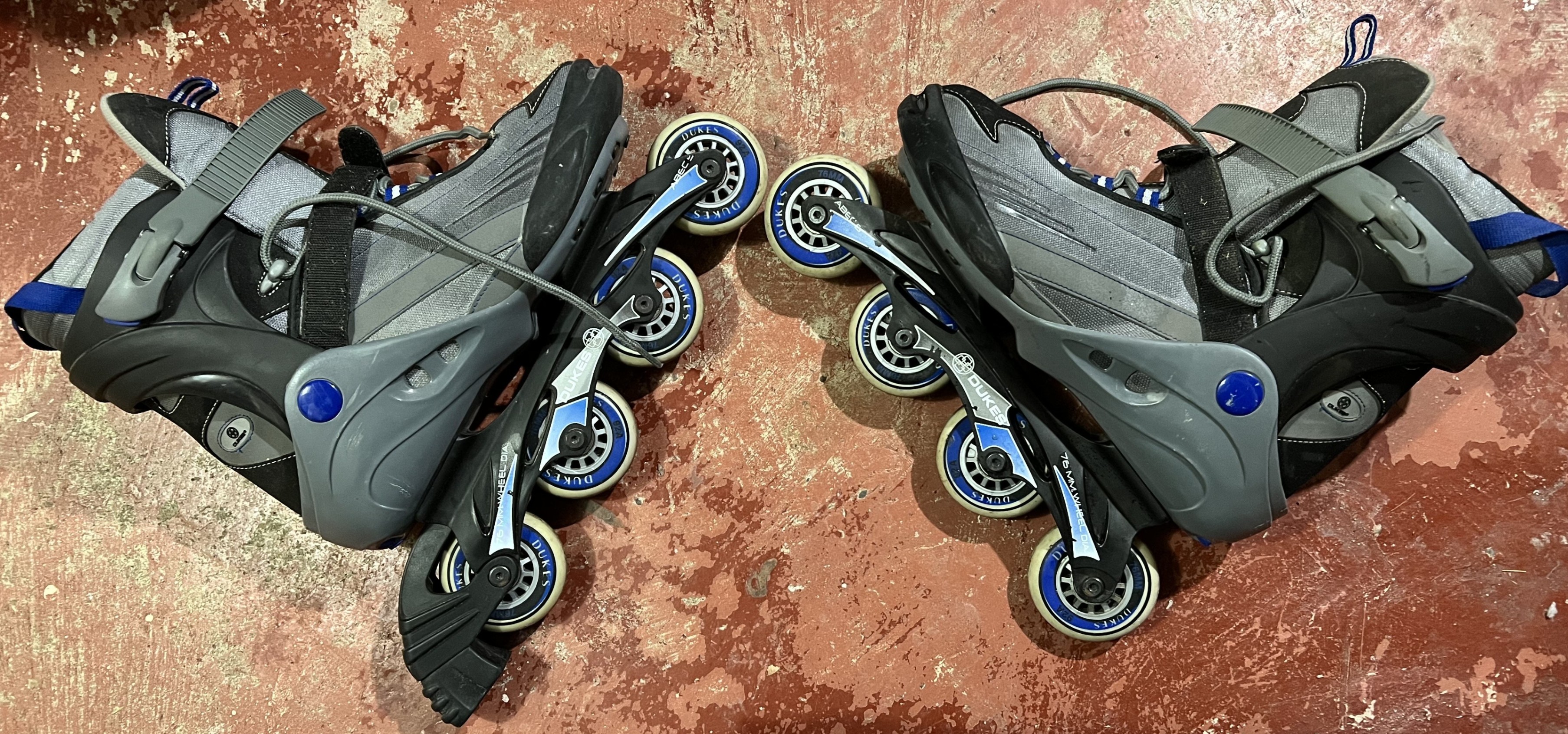 Dukes Rollerblades Size 9.5 / 10