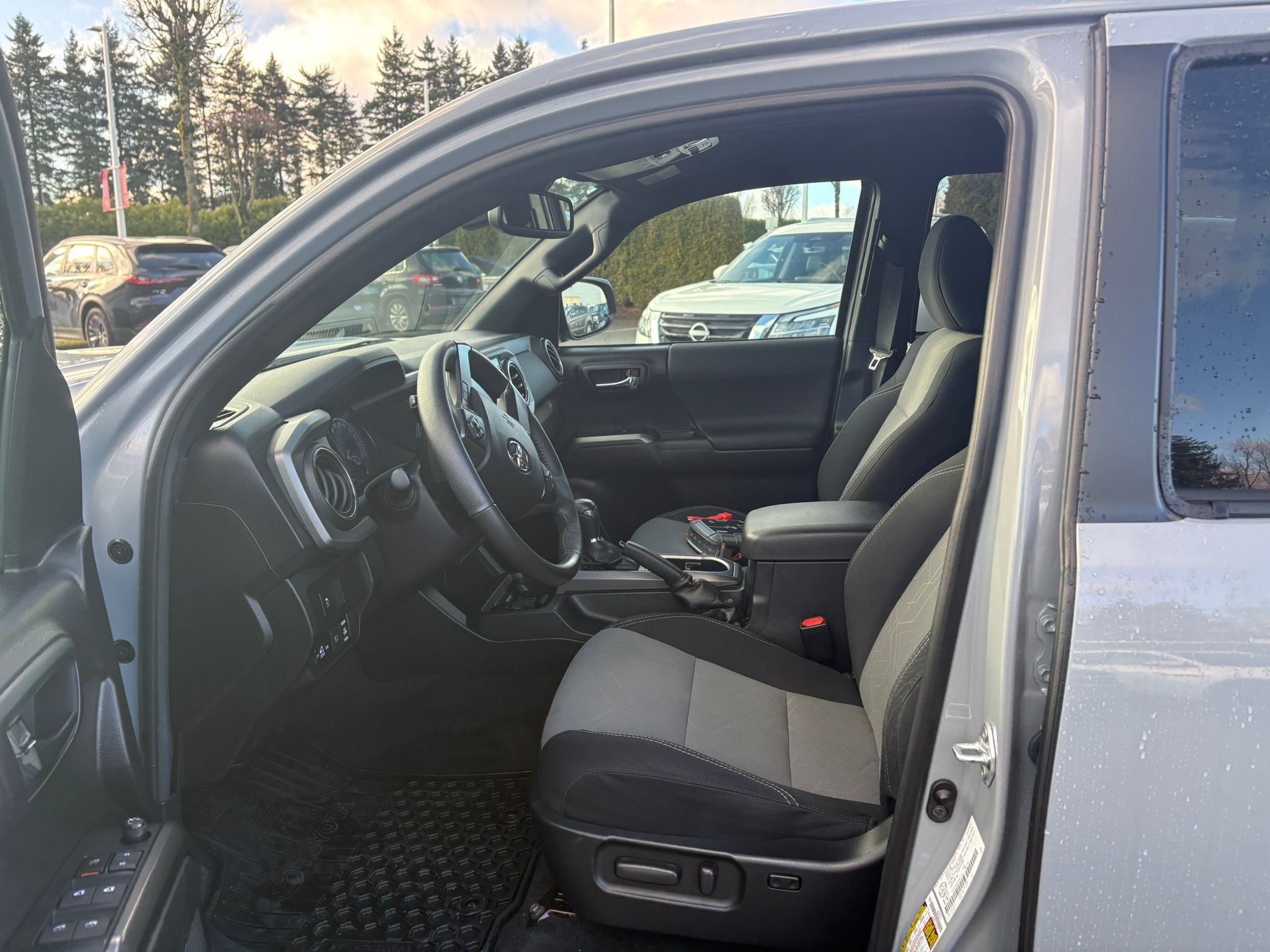2021 Toyota Tacoma - photo 3