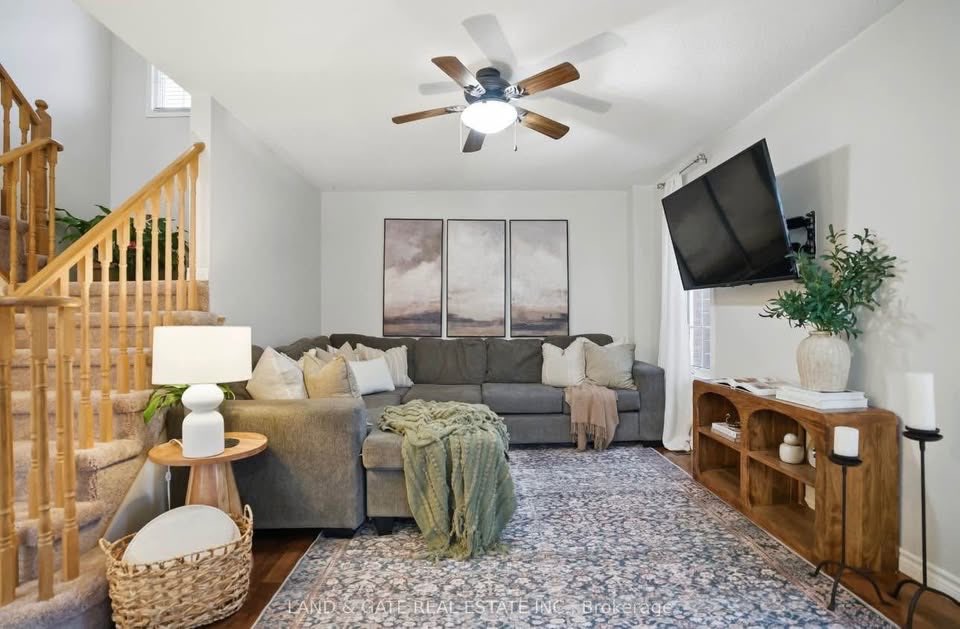 Large Gray L-shaped couch - photo 2