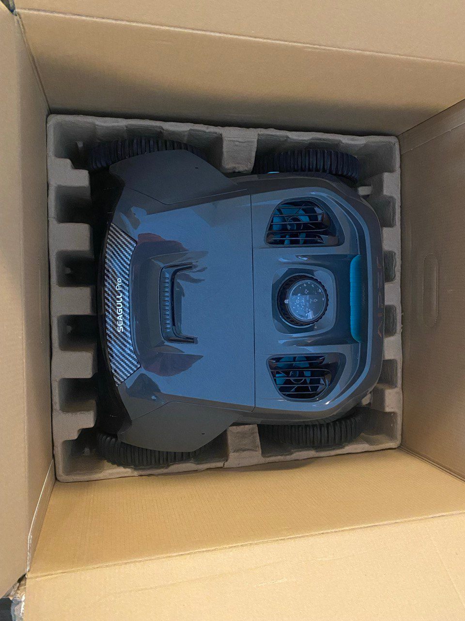 AIPER Seagull Pro Cordless Robotic Pool Cleaner - photo 4