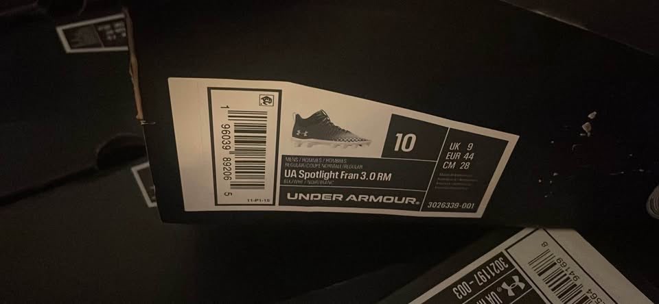 BRAND NEW men under armour spotlight football cleats shoes US 10 - photo 5