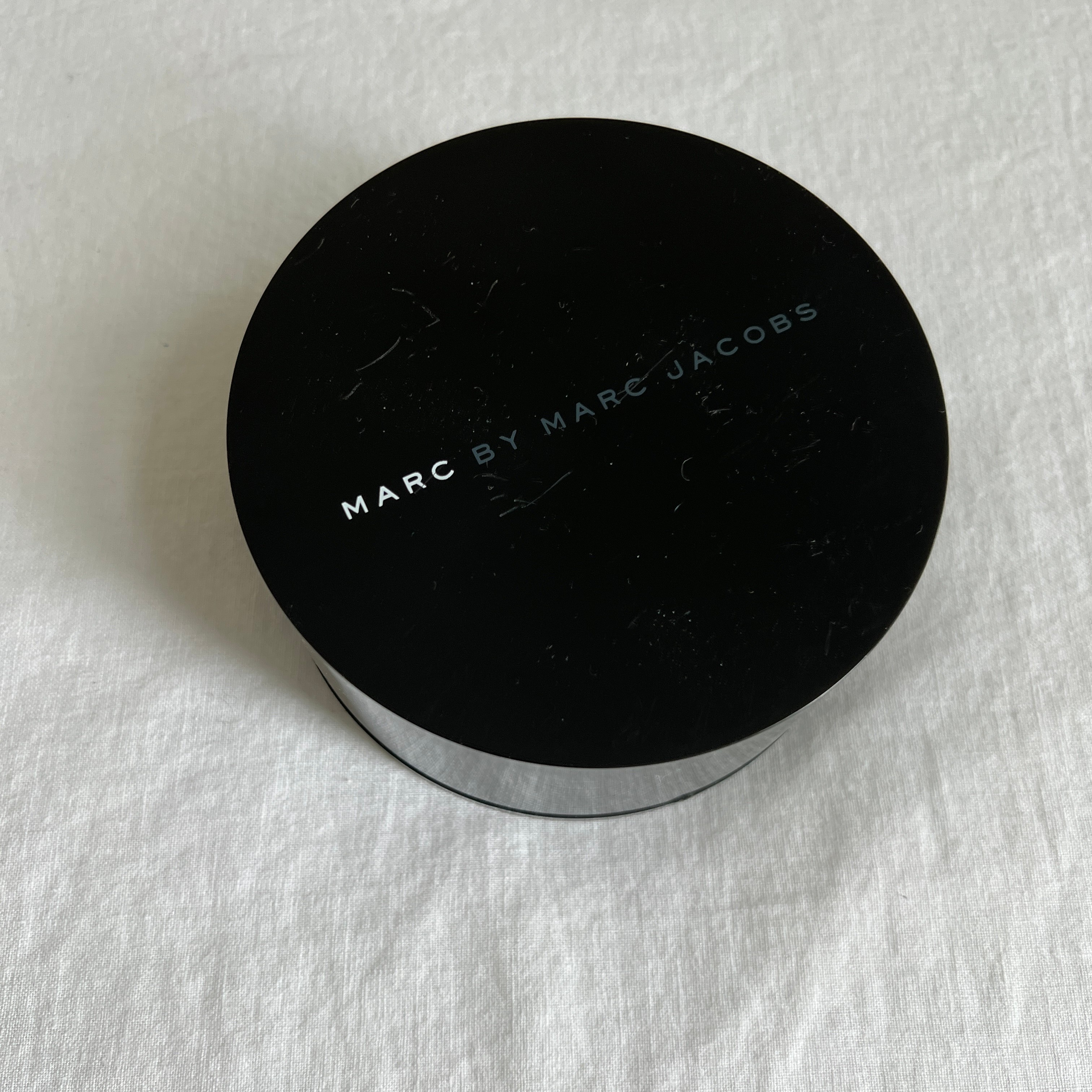 Marc by Marc Jacobs Y2K Plastic Round Jewelry / Watch Box