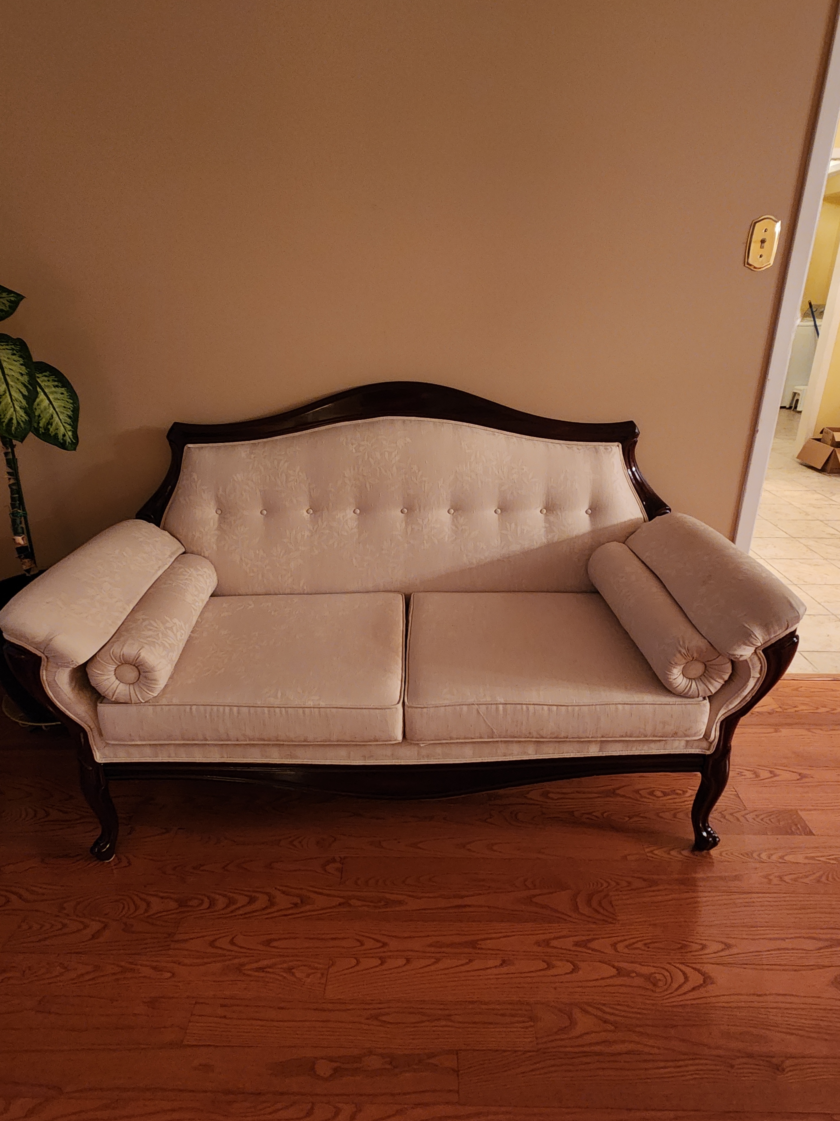 Antique Style Sofa and Loveseat Set - photo 2