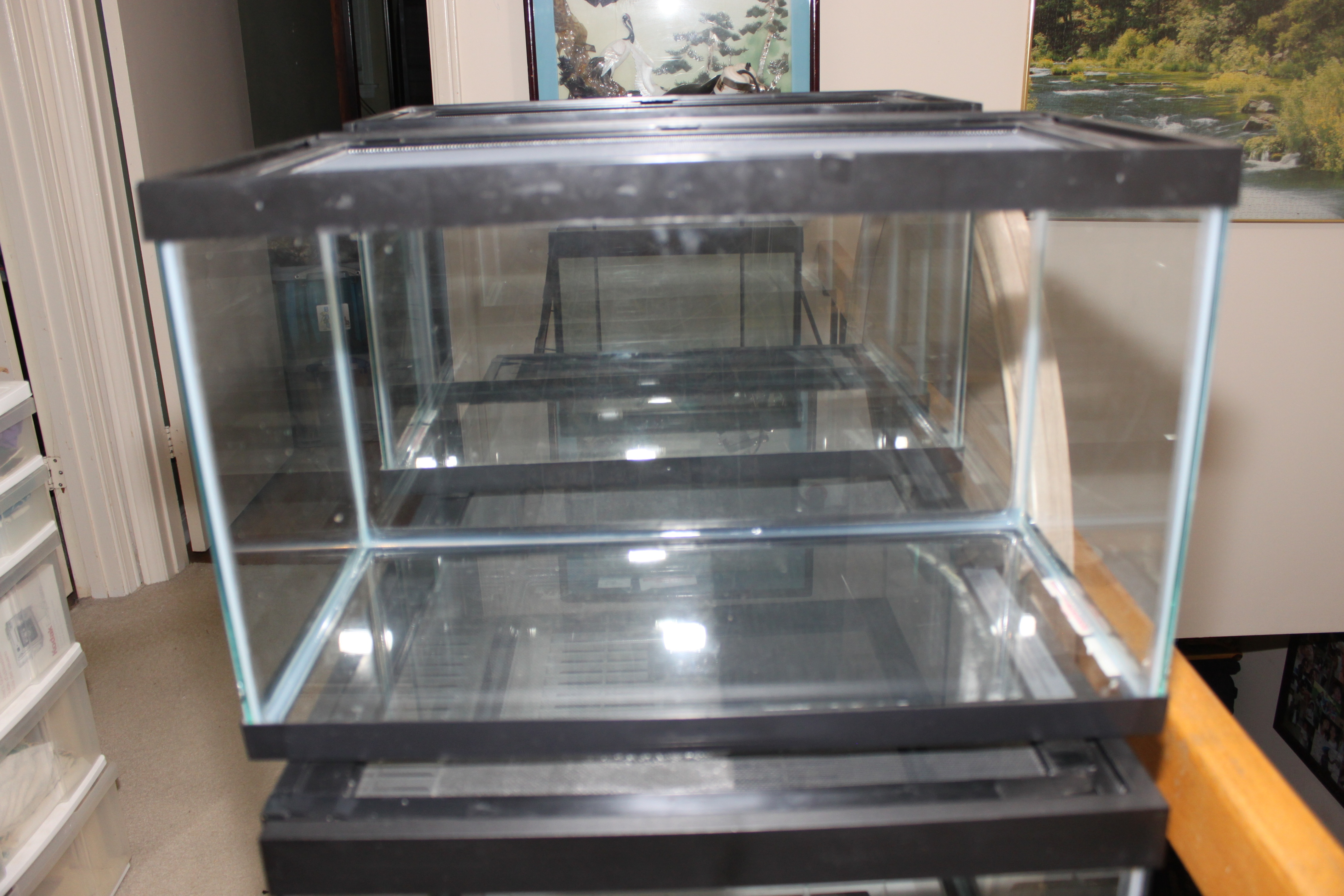 Zoo Med 10 Gal enclosure/terrarium - photo 2
