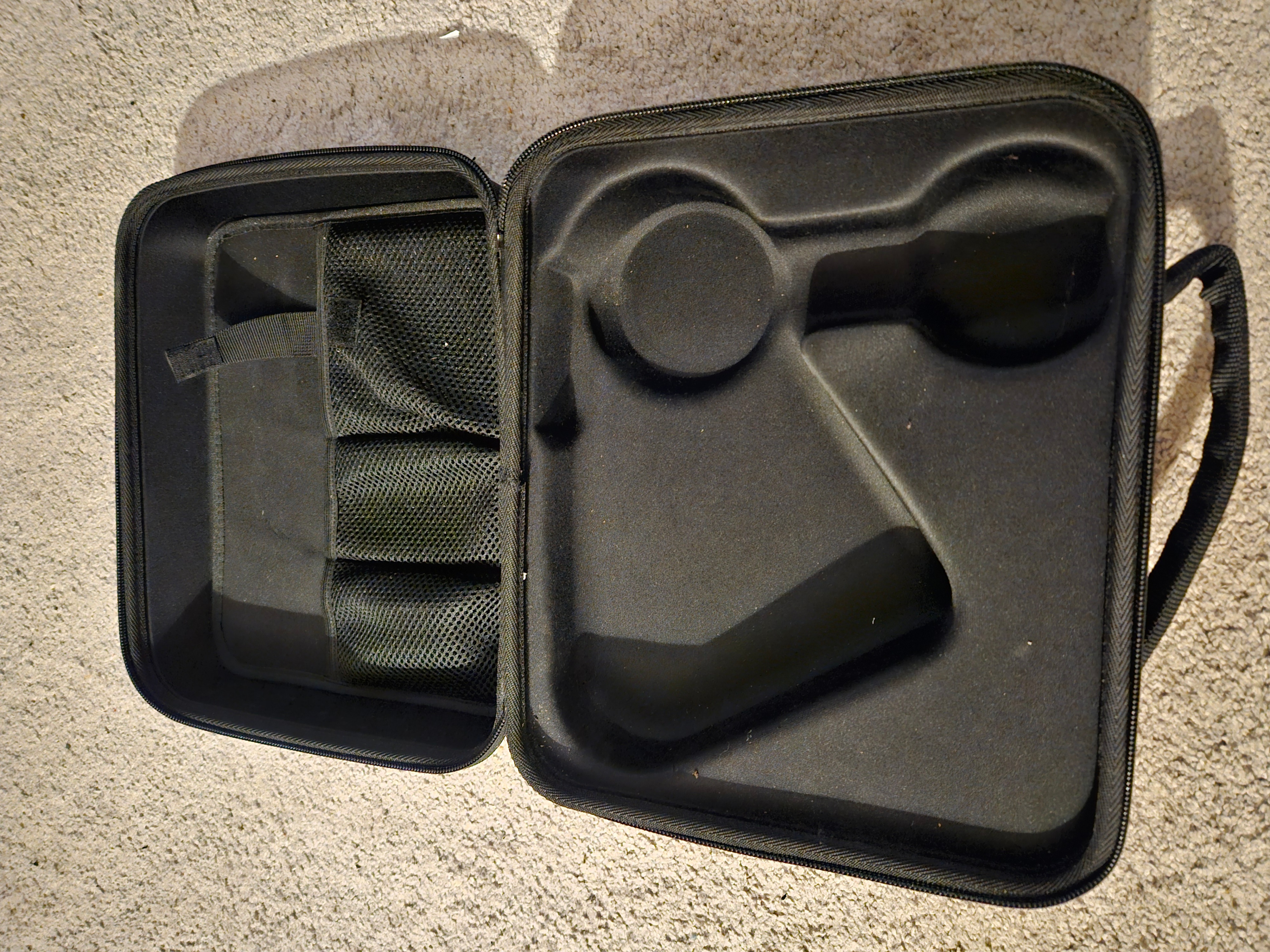 Theragun Pro Hard-Shell Original Carrying/Travel Case - photo 3