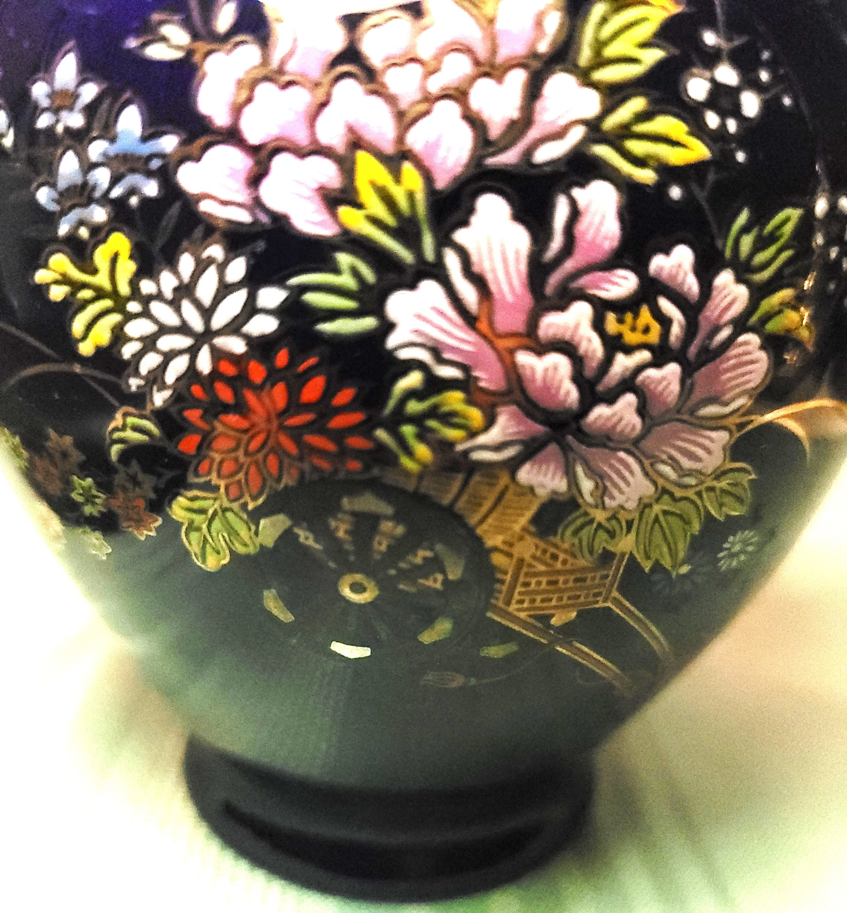 1960s Japanese Cobalt Blue Porcelain Vase - Flower Cart Vintage - photo 2