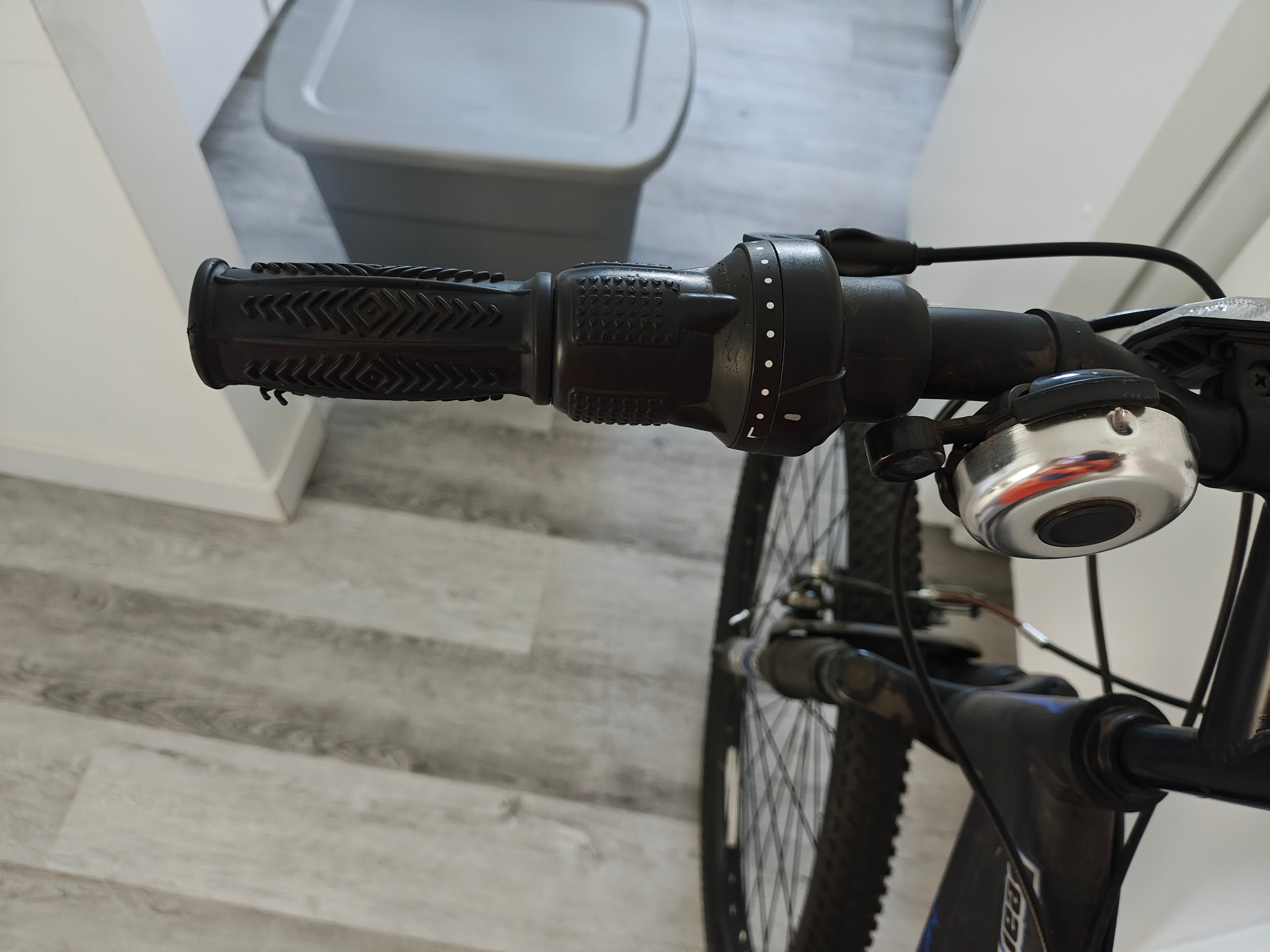 Hyper 26" Shocker Mountain Bike - photo 4