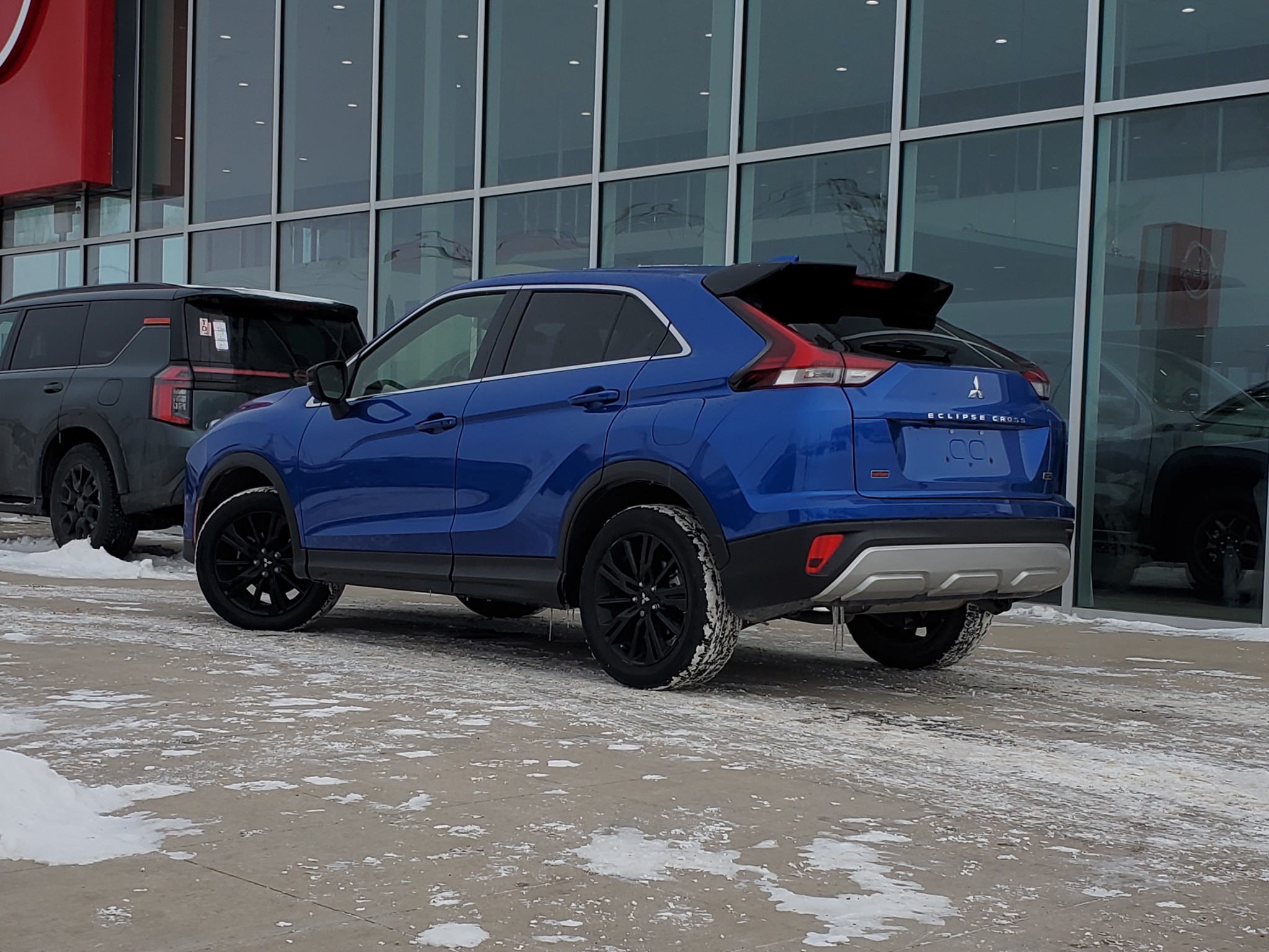2023 Mitsubishi Eclipse Cross - photo 2