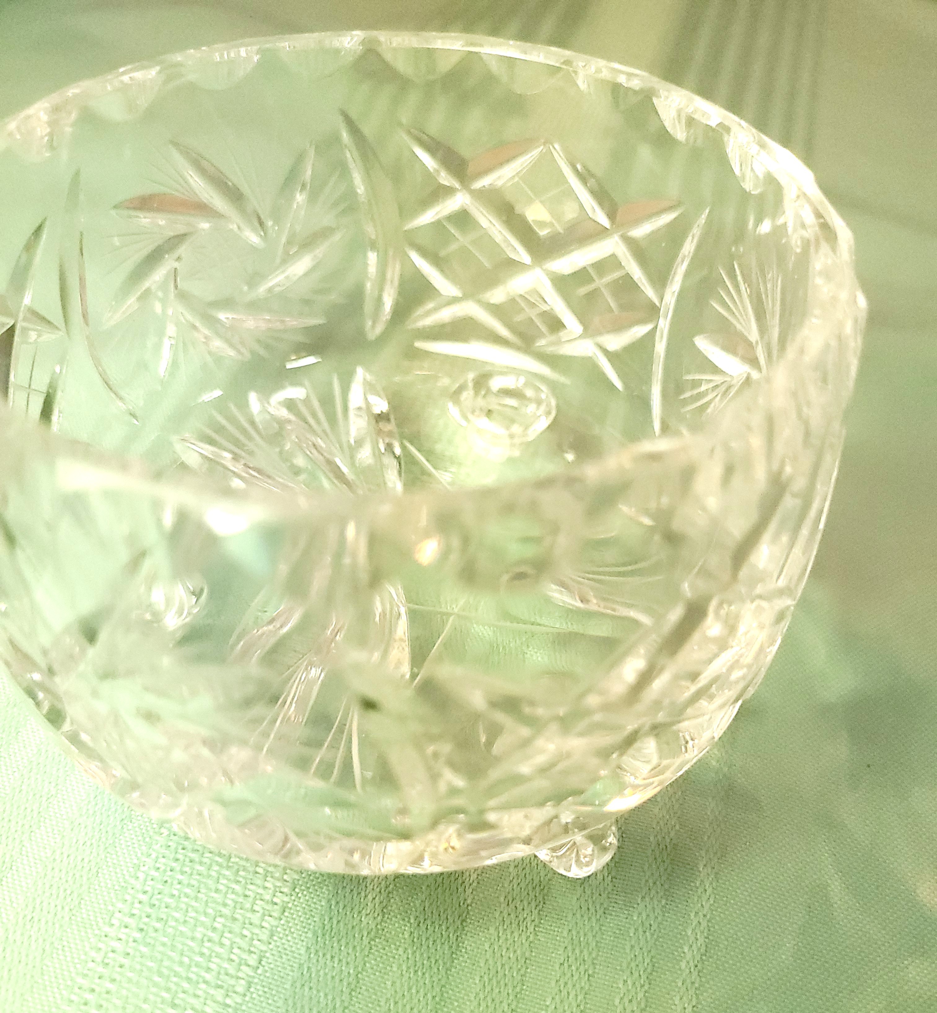1970s 24% Lead Crystal Pinwheel Bowl - 3-Footed Hand Cut Polish - photo 4