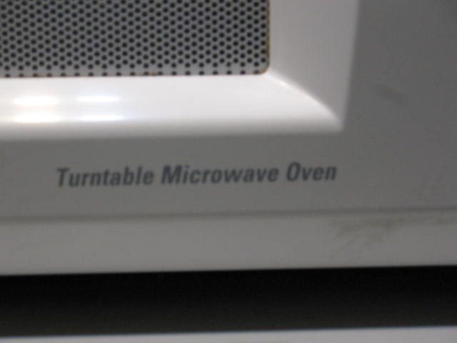 GE Countertop Microwave Oven - photo 4