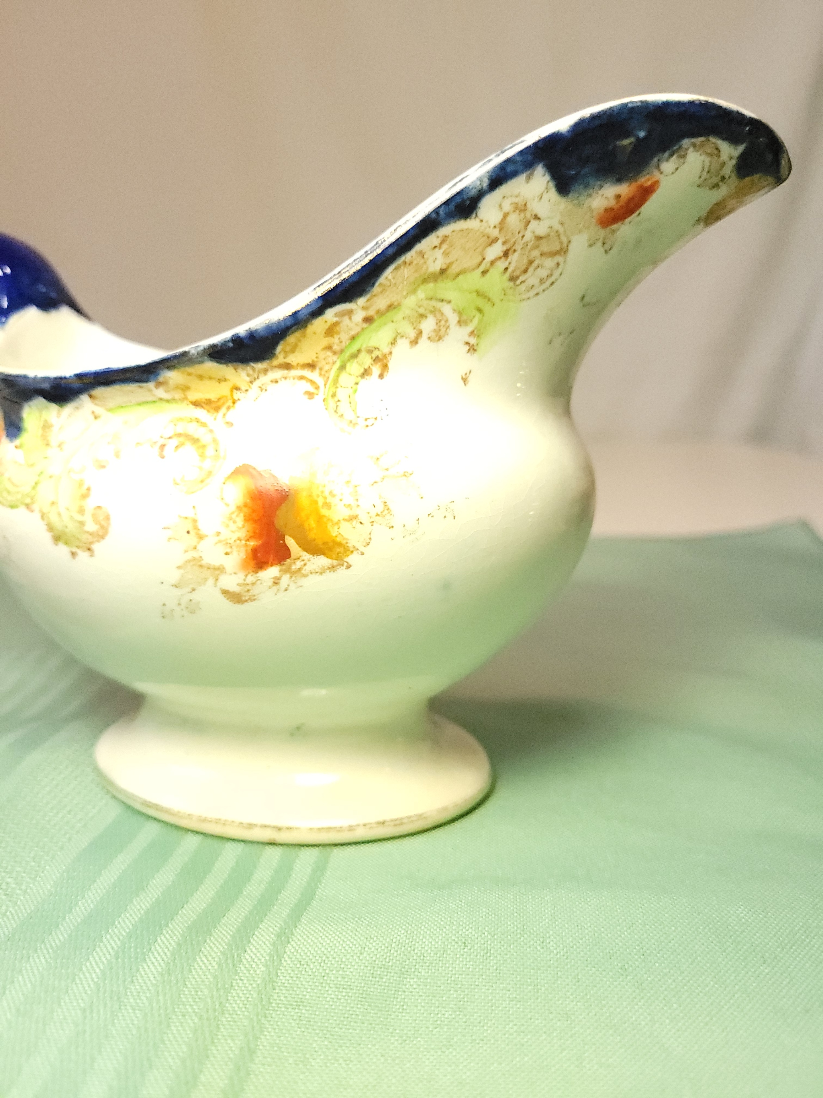 Antique W.H. Grindley LORNE Flow Blue Gravy Boat England Rd - photo 4