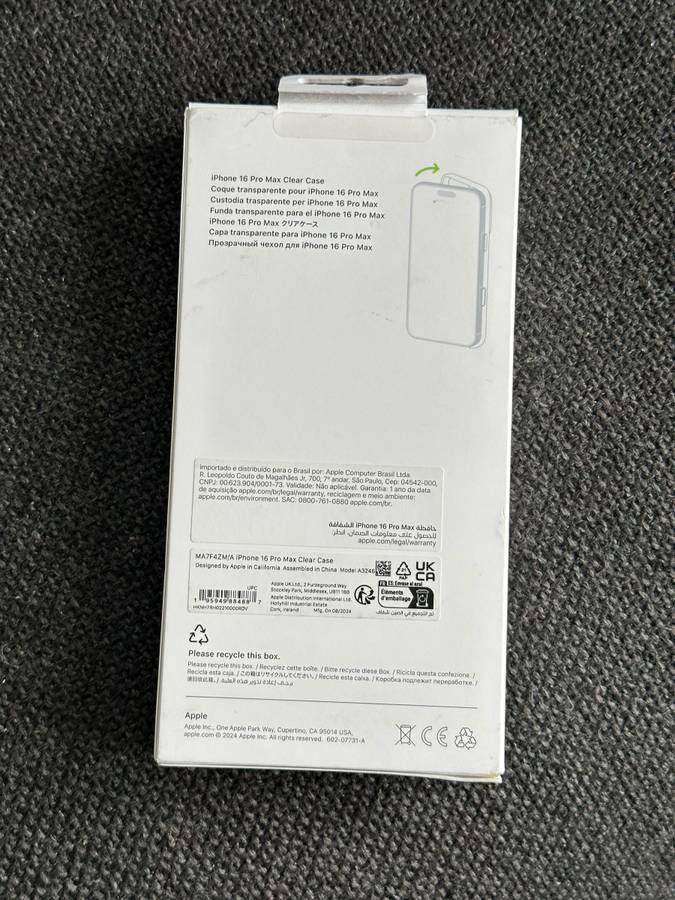 Apple iPhone 16 Pro Max Fitted Clear Case with MagSafe MA7F4ZM/A - photo 2