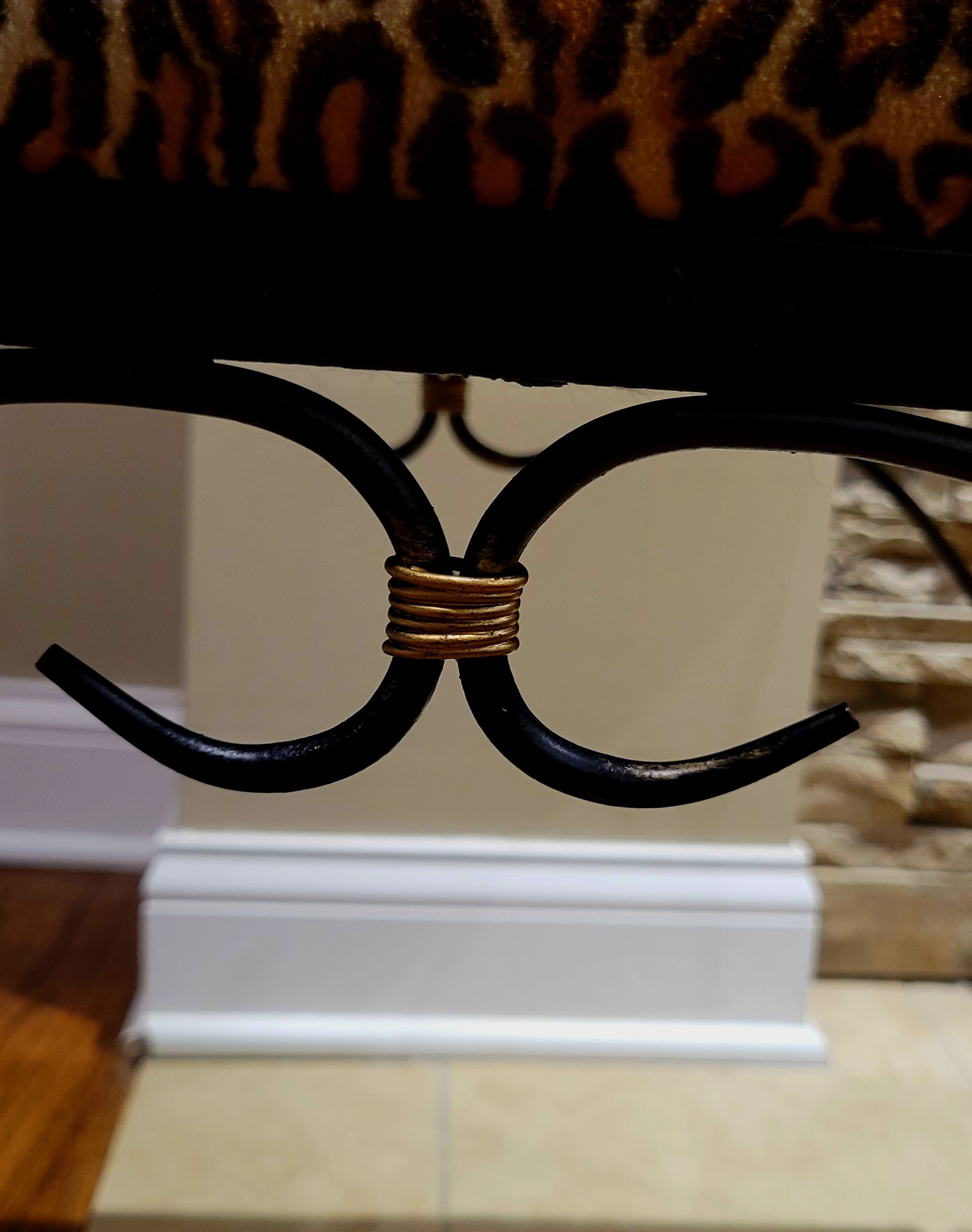 Stylish Leopard Print Statement Bench – Chic Boutique Essential! - photo 4