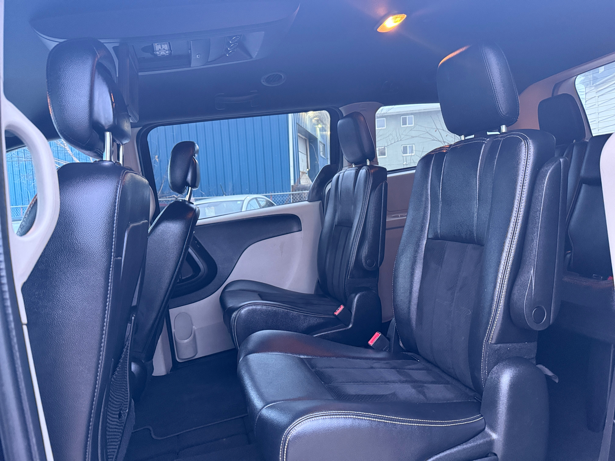 2014 Dodge Grand Caravan 30th Anniversary - photo 4