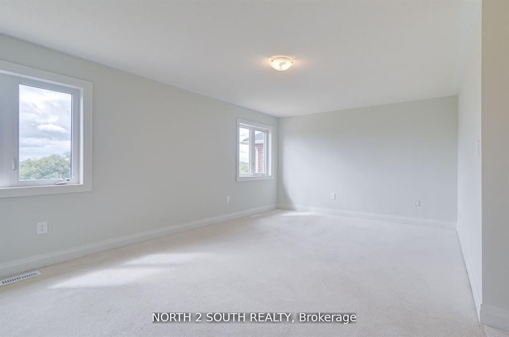 🚨 Spacious [4 Bed / 3 Bath] House for Rent in Woodbridge - photo 5