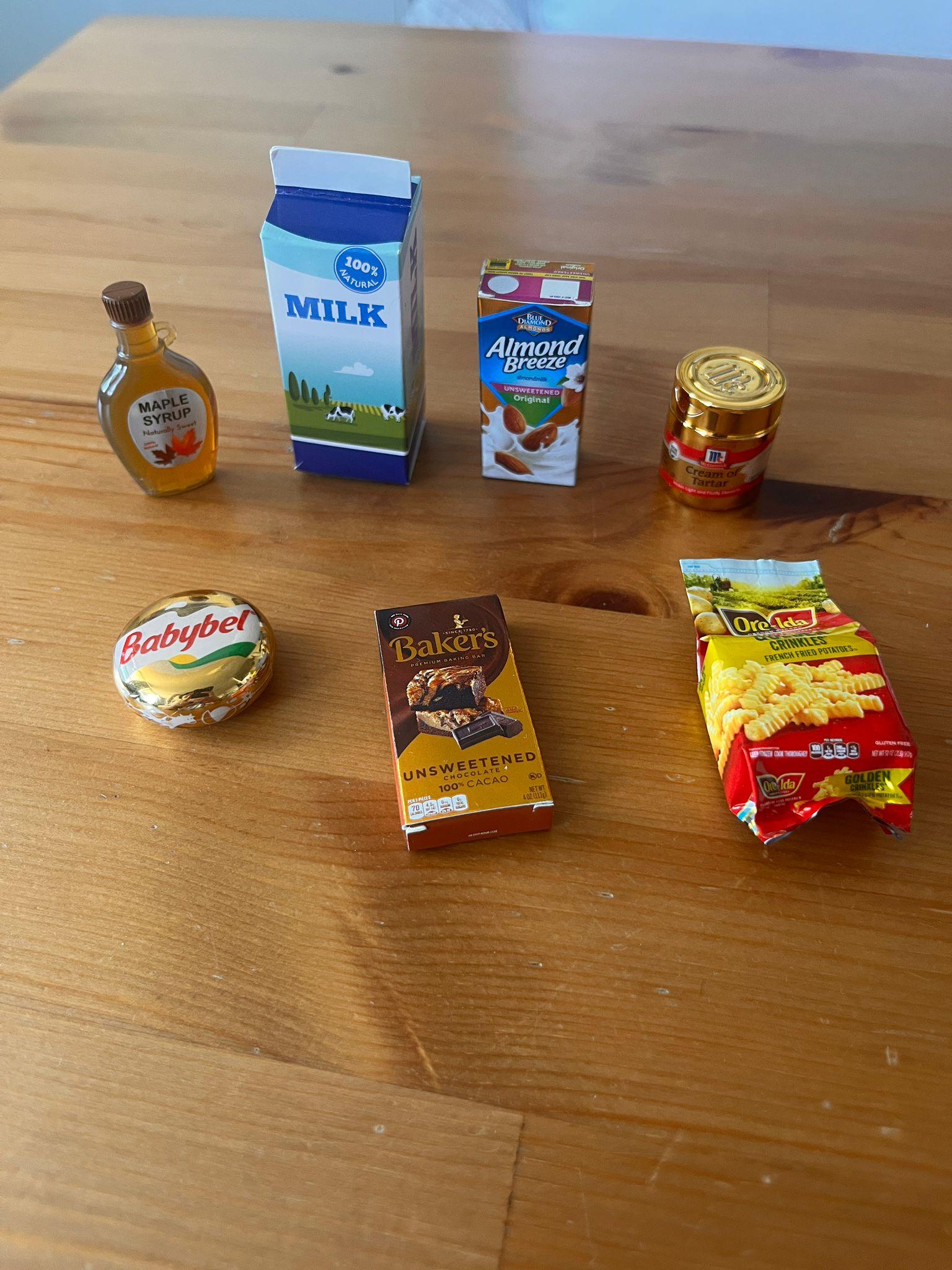 7 pieces Mini Brand food