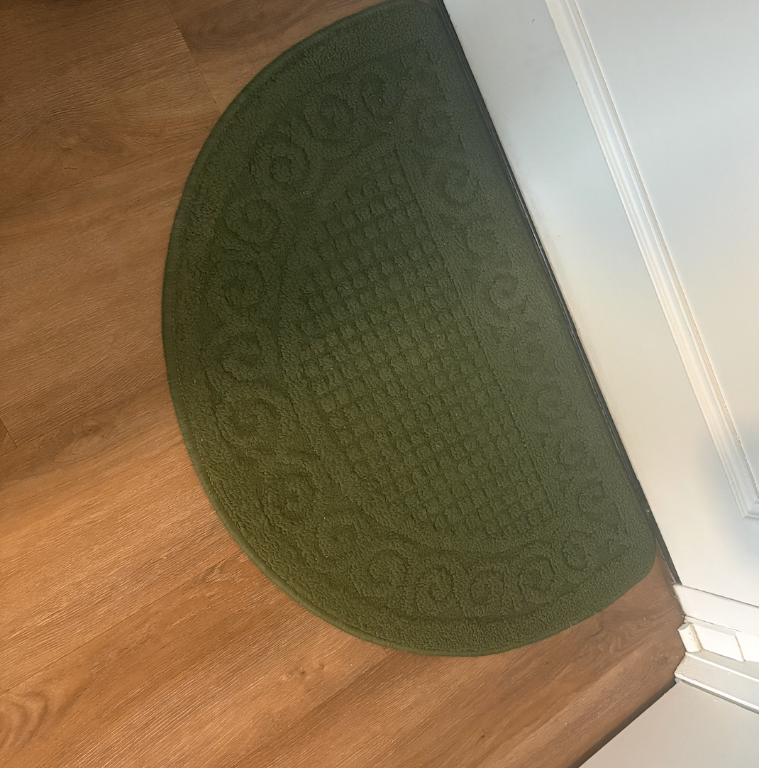 31"x19" Half Moon Round Rug Carpet - photo 2