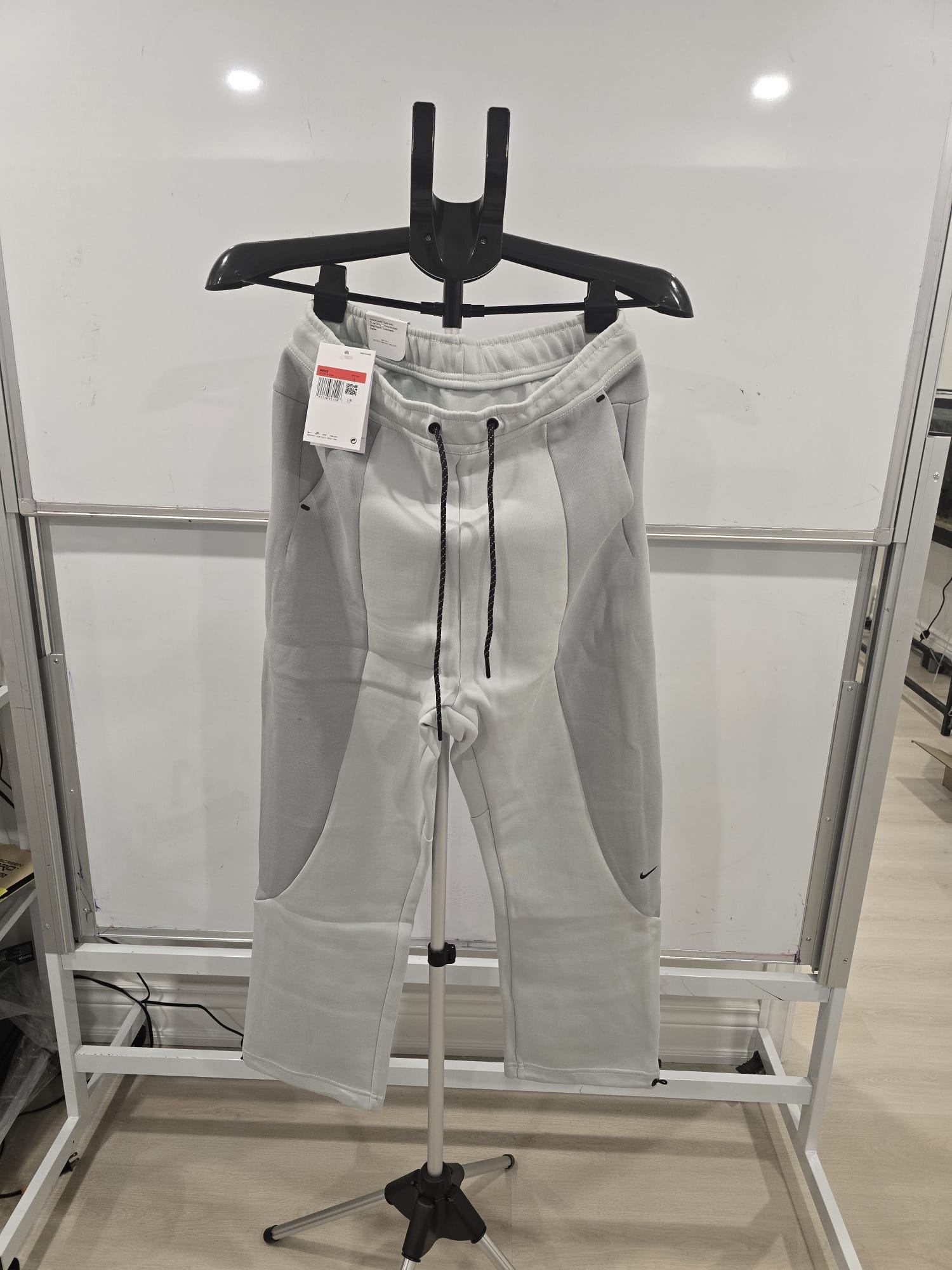Nike Tech Fleece Full Tracksuit - Black / White Reflective - photo 3