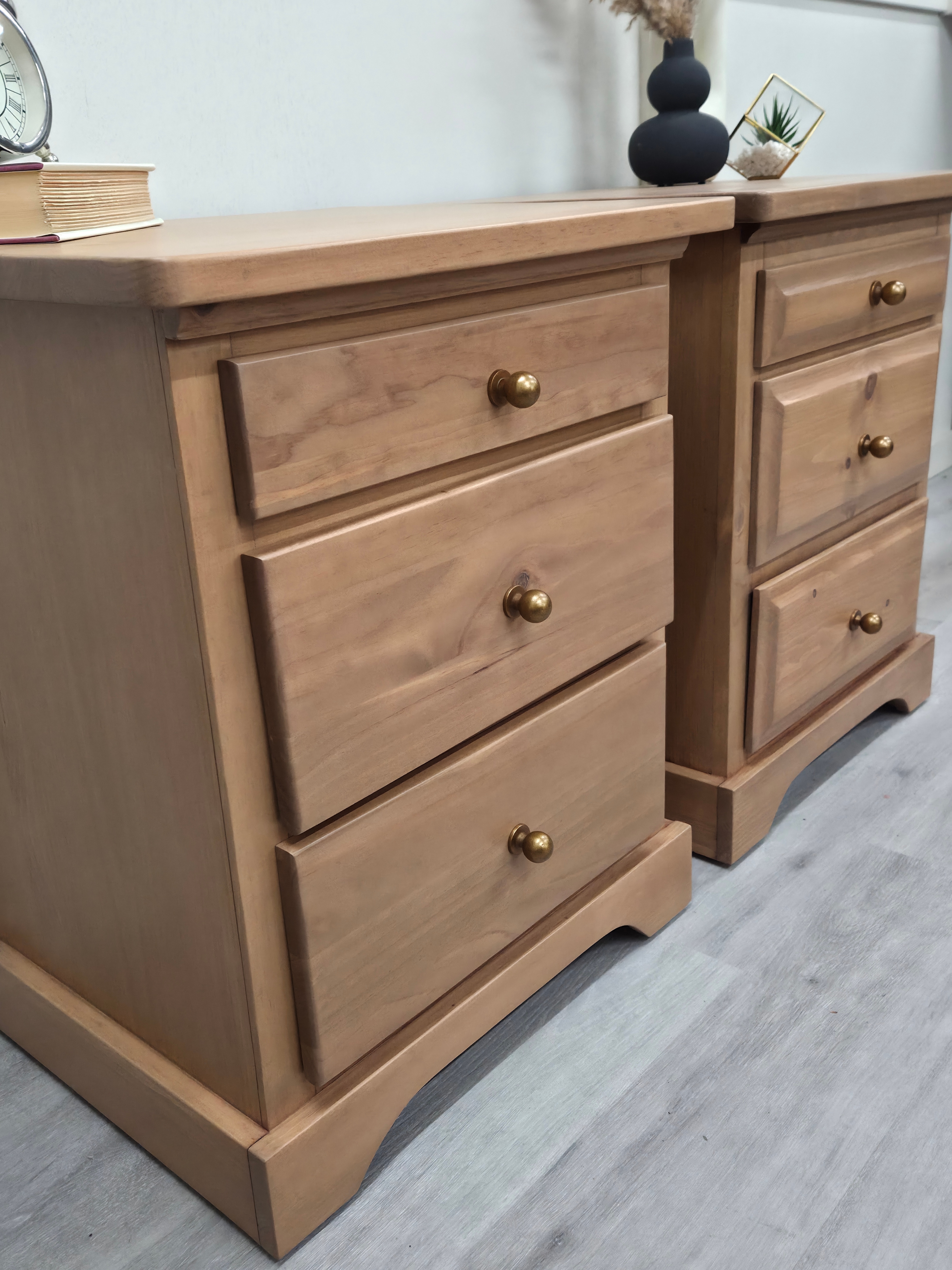 Nightstands — A Collected Pair with Character - photo 4