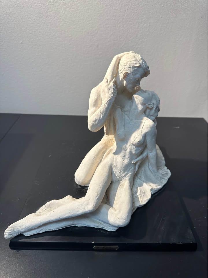 Romantic Figurative Sculpture – Signed “V. Tessaro”