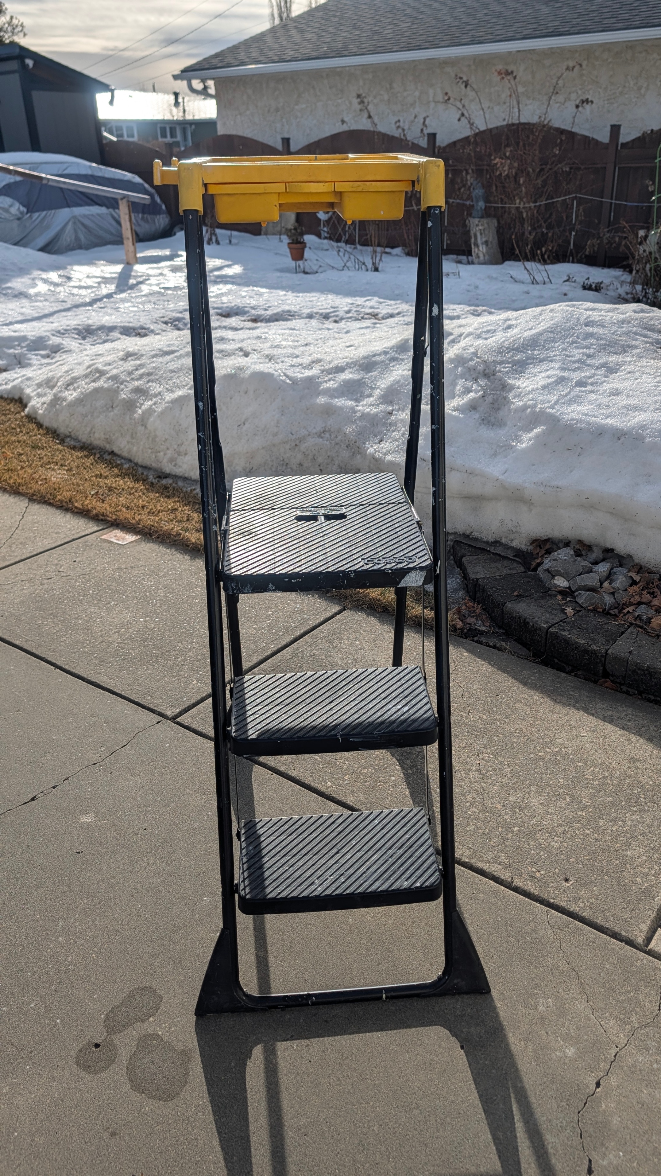 Cosco Deluxe Pro Fold Work Platform Ladder - photo 2